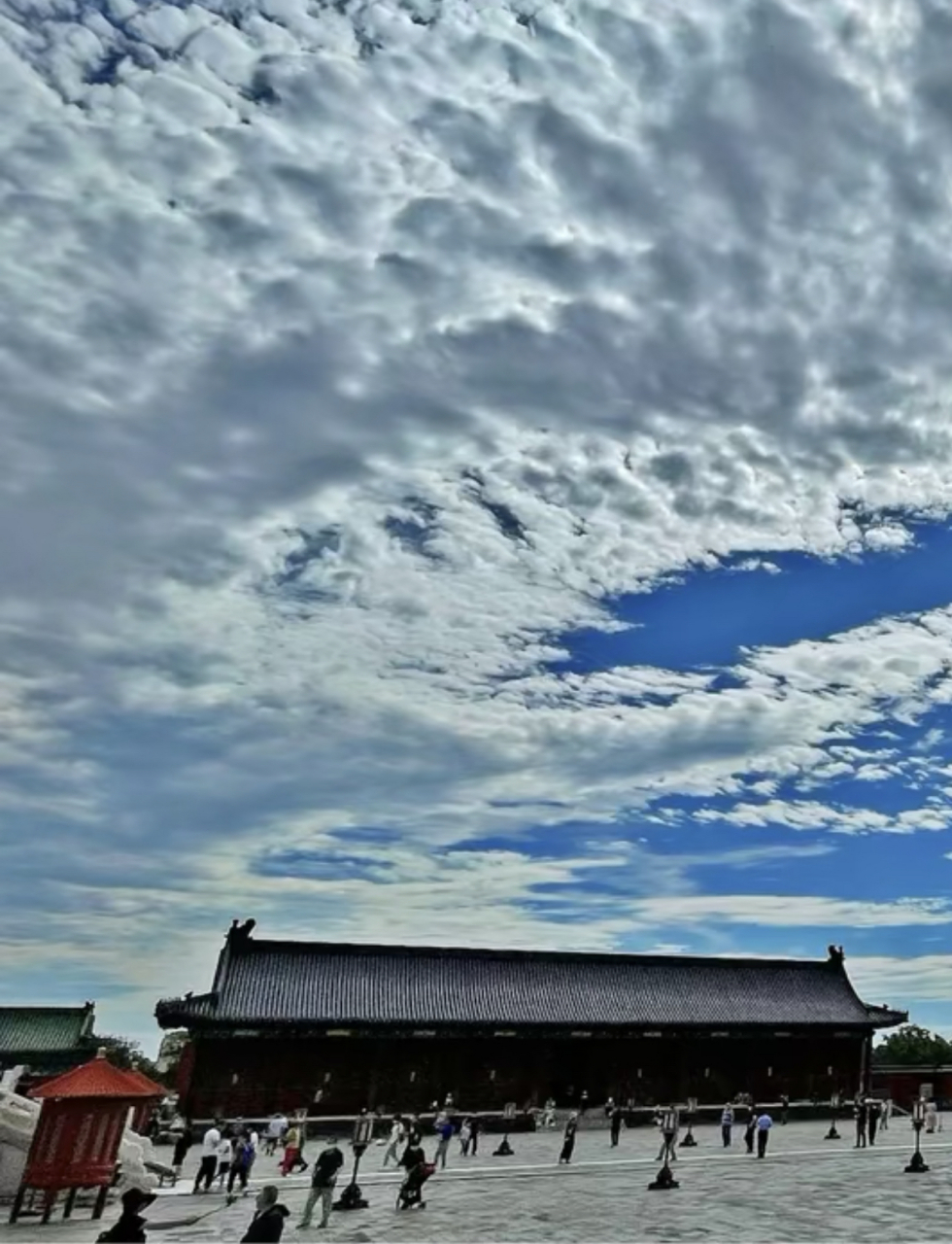 华北平原燕山脚下的一些建筑