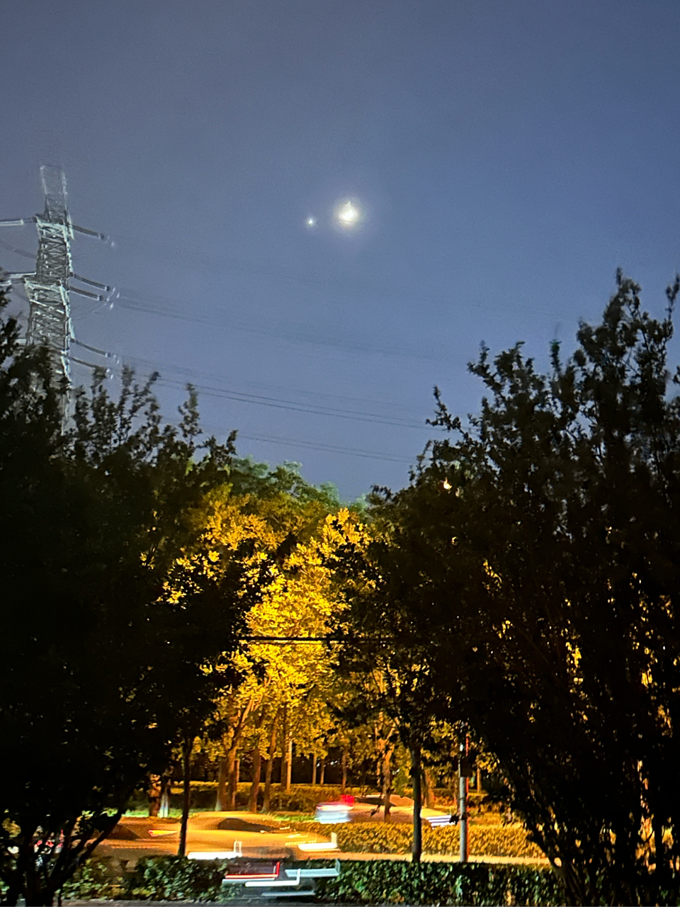 今晚小北京的冷月孤星