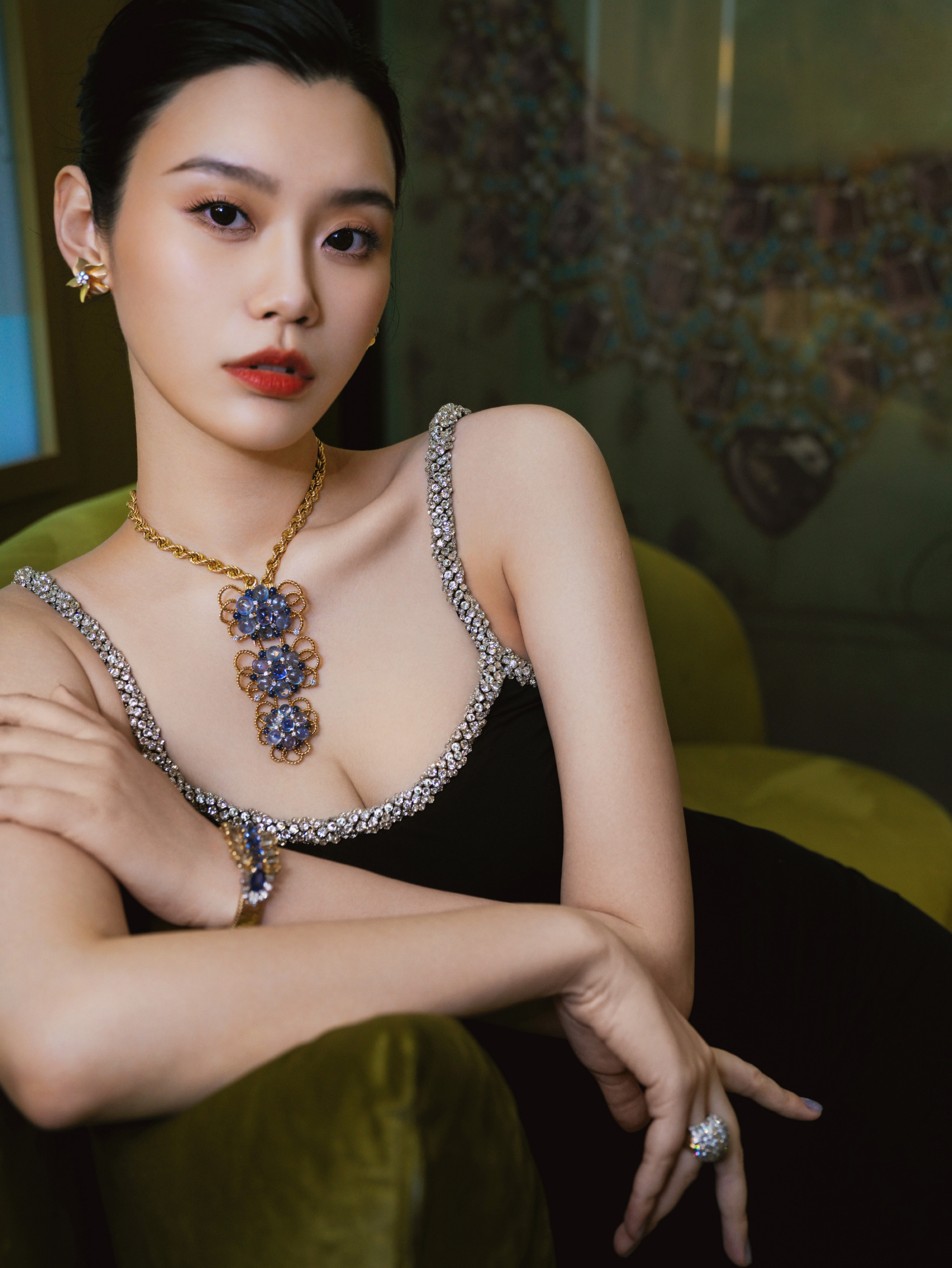 奚梦瑶优雅性感的气质