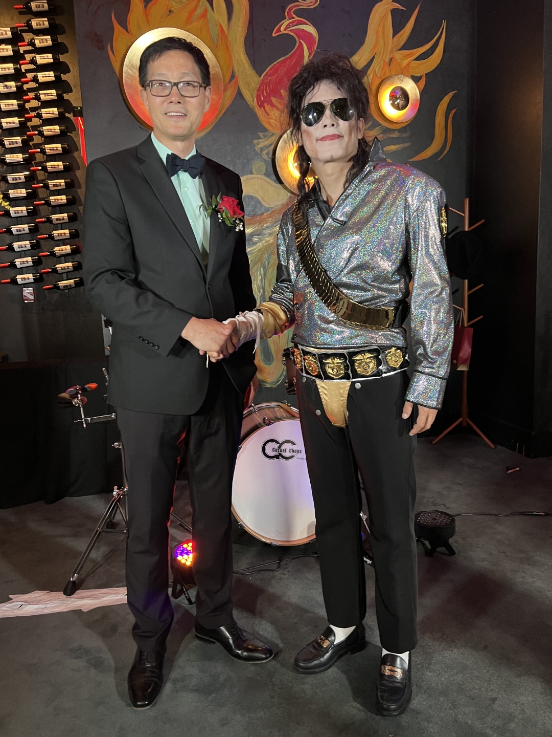 王杰克逊致敬流行音乐之王迈克尔