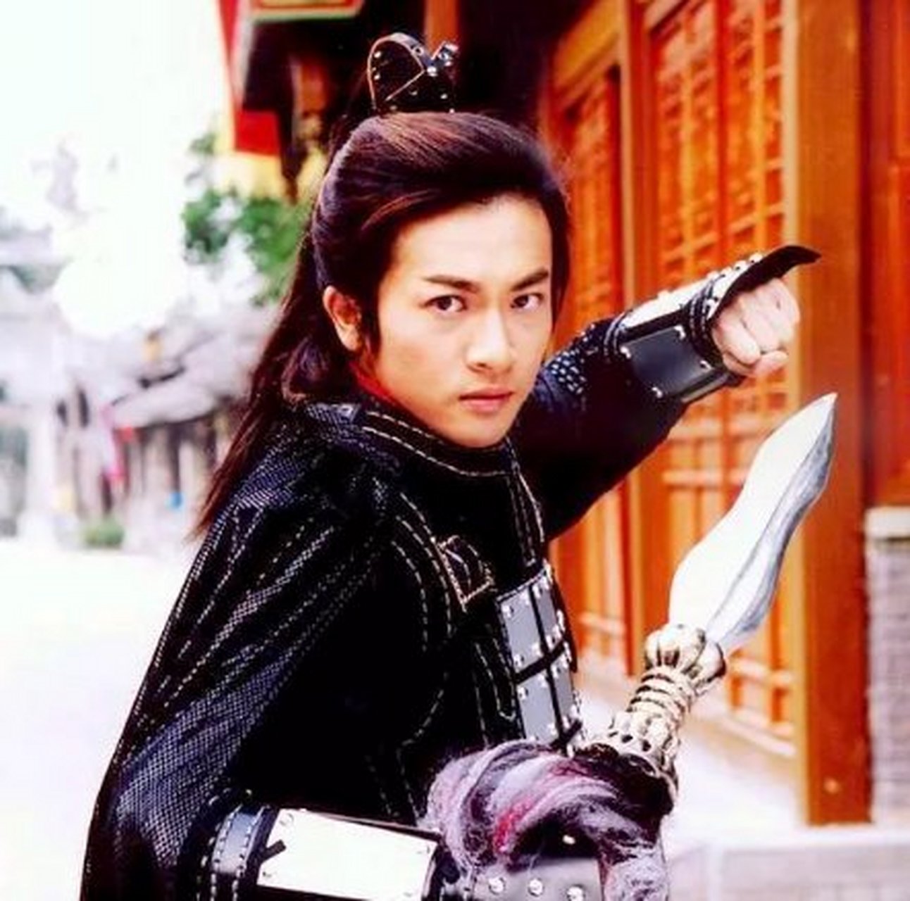 瓜友们的瓜田 在《杨门虎将》中苏有朋饰演的杨四郎,四郎是冷漠