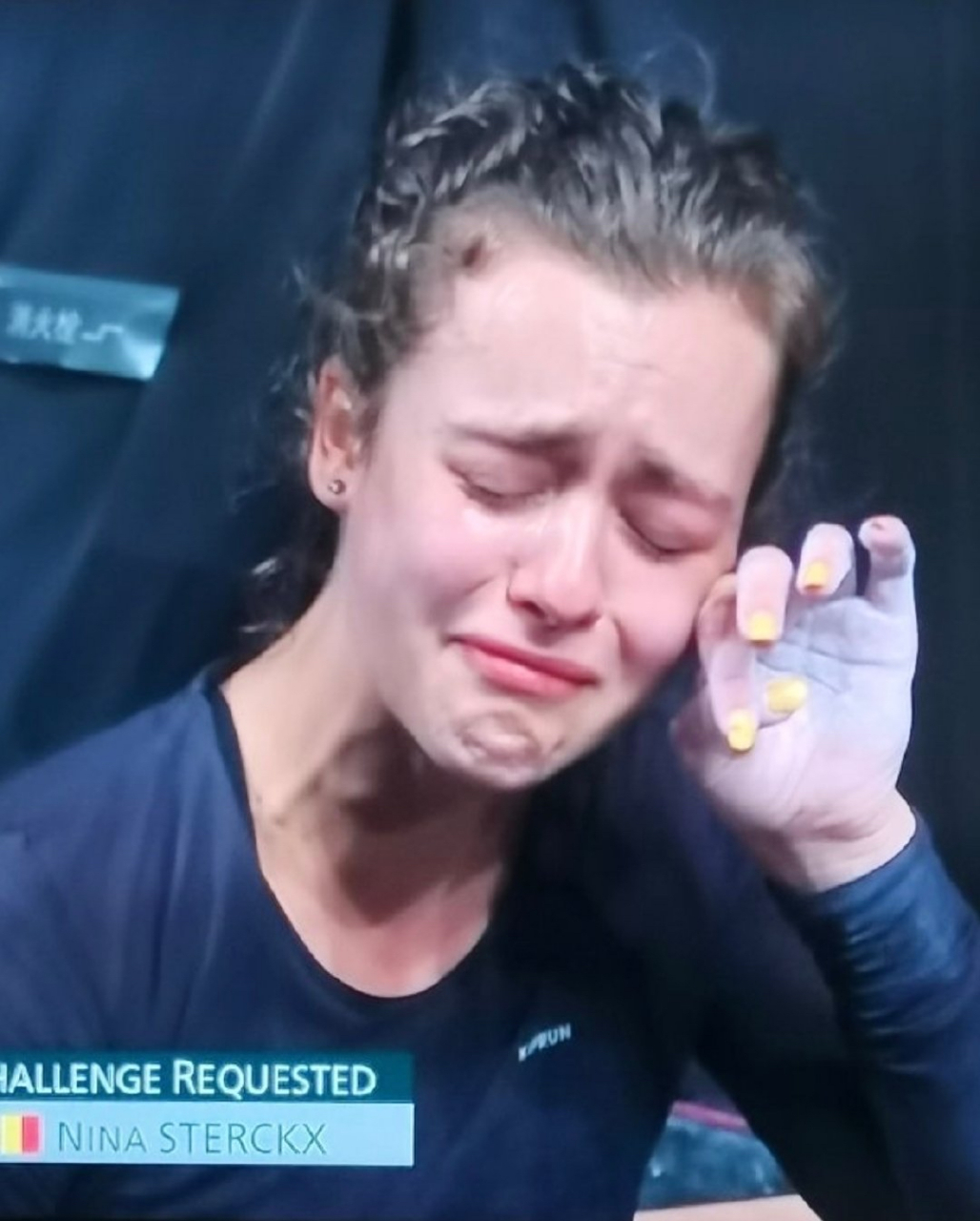 每天一个新知识# 女子举重49公斤级,比利时小姐姐