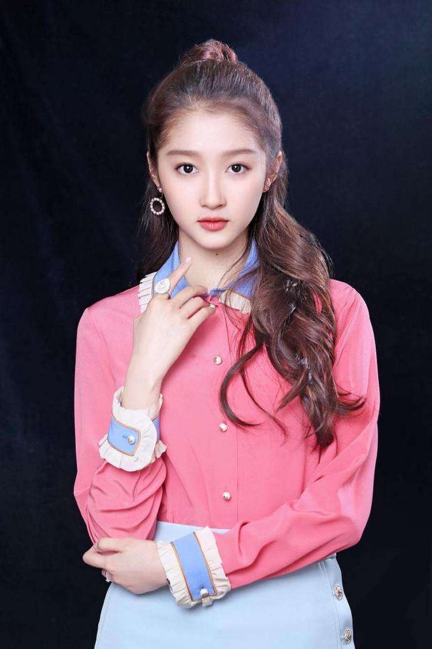 愚人节云整蛊# 《魔法触恋》虽然很狗血很幼稚,不过倒是个不错的游戏