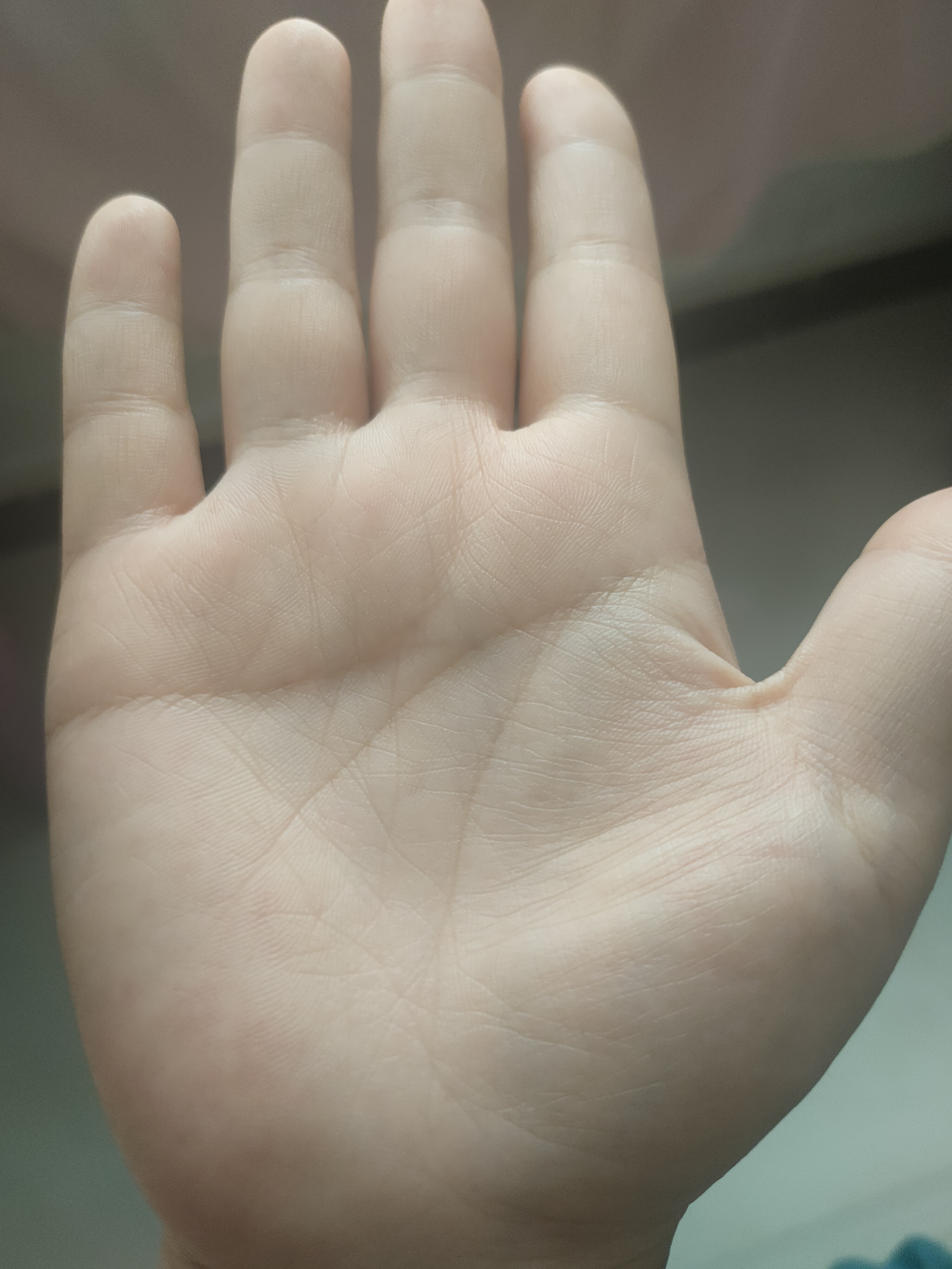 本人女,有没有大神看看我感情婚姻线的情况