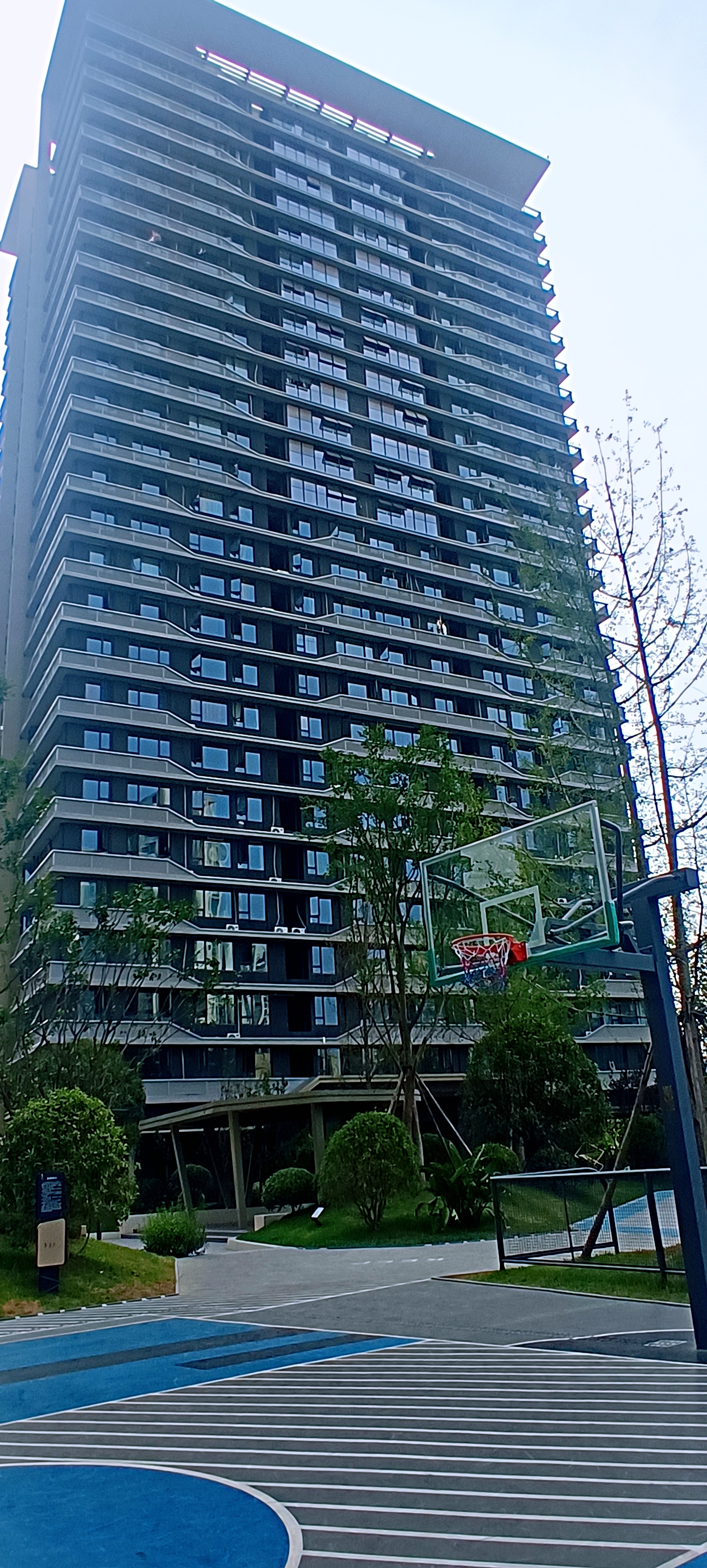 捡漏了,成都建发第五大道公寓房,小区管理好,环境好,房东准备自住,基