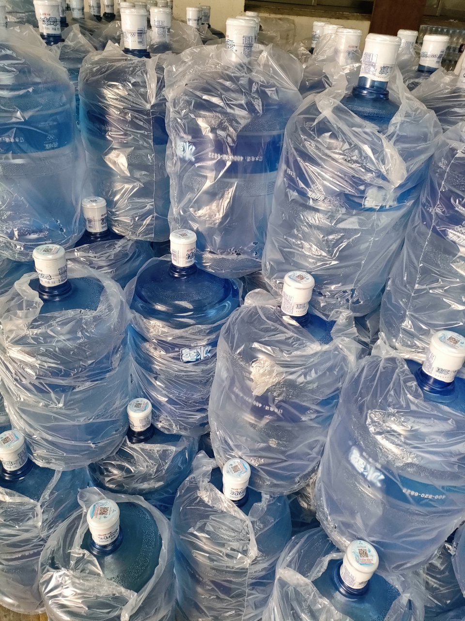 师生相爱相杀瞬间# 在这片山景之前,我驻足良久