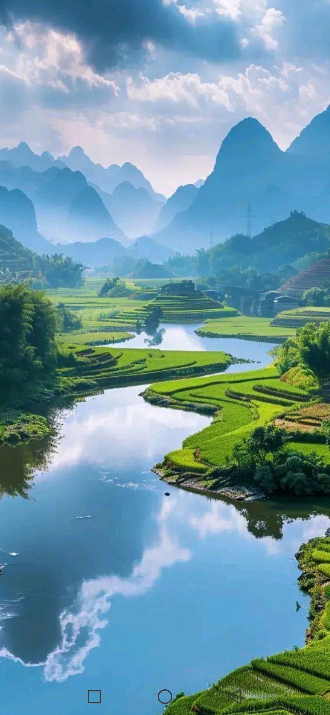 航拍乡村美景,一条蜿蜒的河流,如同大地的脉络,绿色