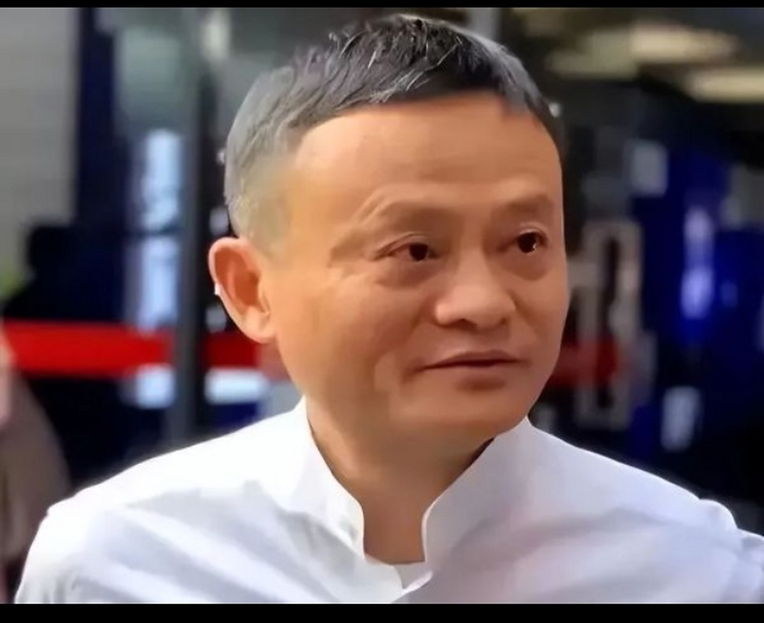 马云近照:苍发沧桑