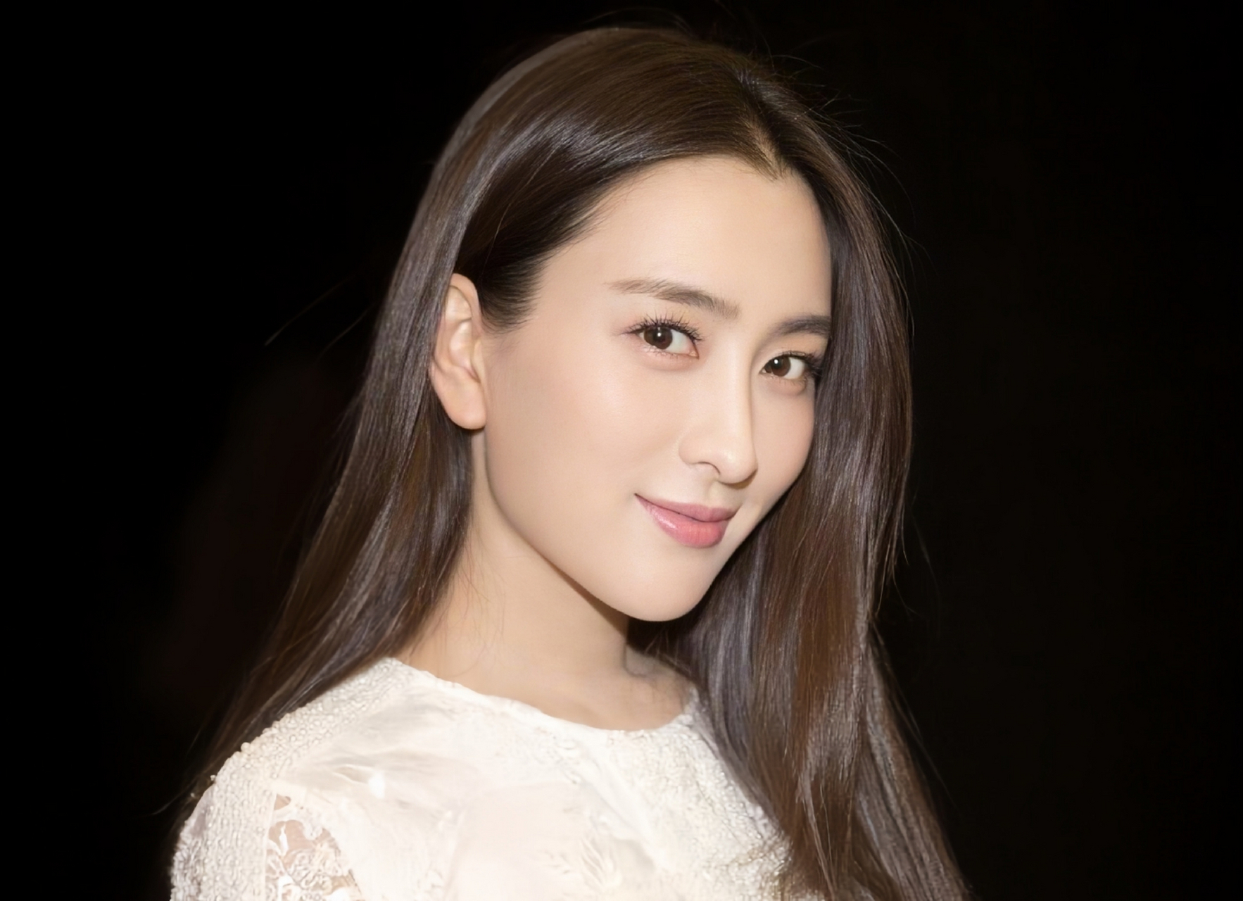 马苏因出演《大唐歌妃》而走红,与孔令辉相恋多年无果,现如今41岁仍