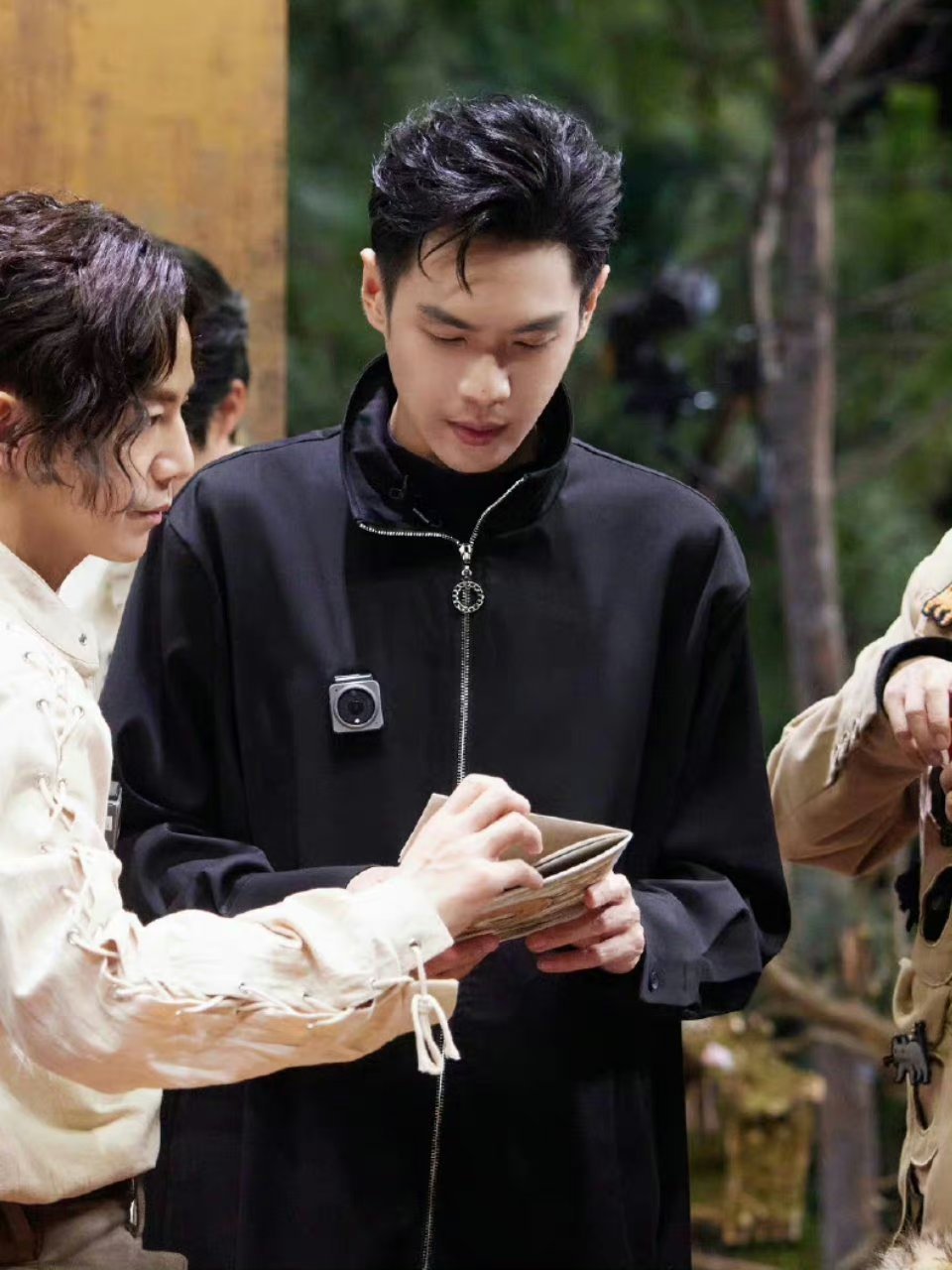 太期待这期大侦探的播啦! 67#日常穿搭# #元气出街奥利给