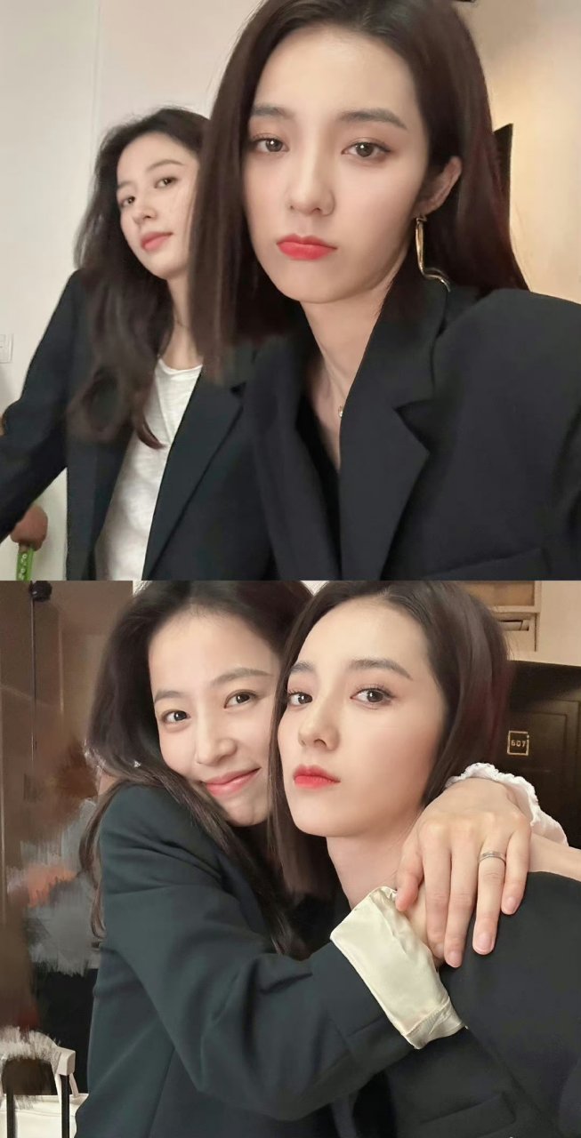 周雨彤万鹏贴贴合照,真的好i看美女!