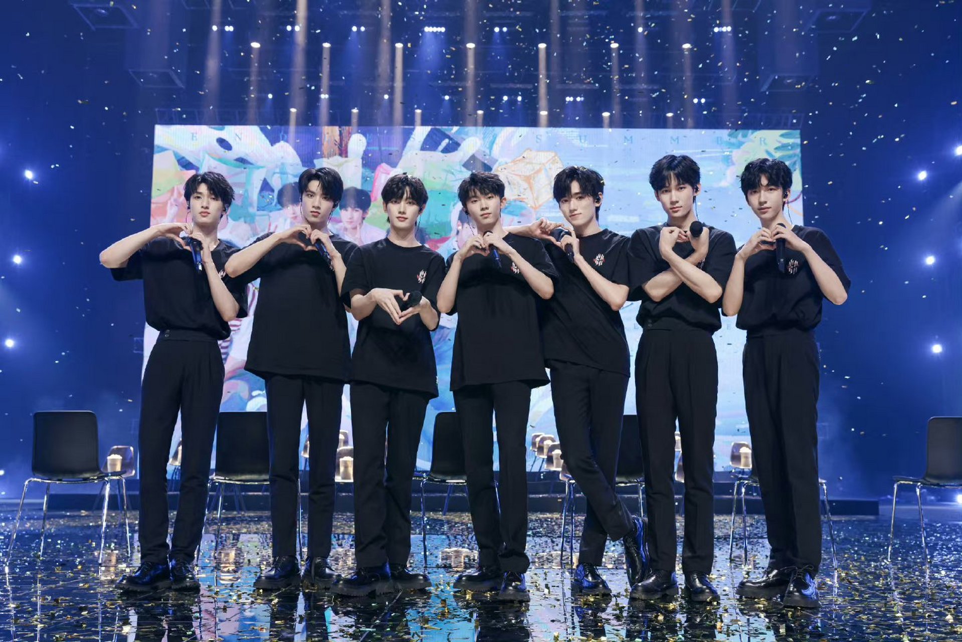 时代少年团已进入训练阶段 已经开始在为演唱会训练了