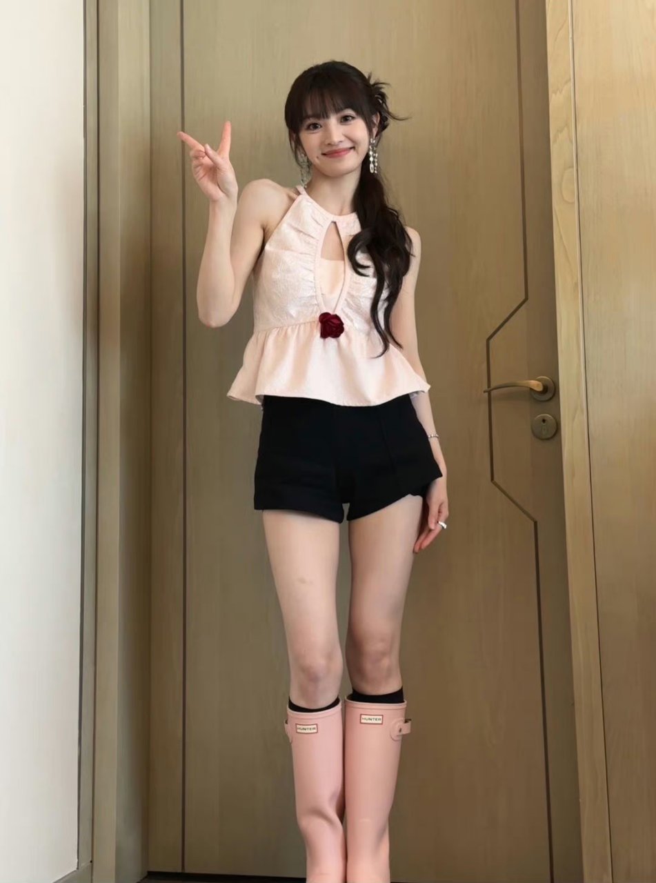 全身照真好看#日常穿搭# #元气出街奥利给#