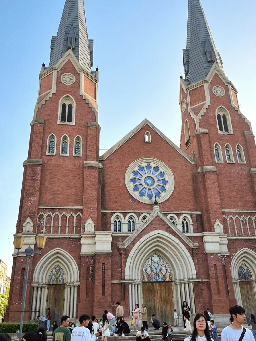 西亚斯国际学院学费多少钱一年 西亚斯学院中外合作办学学费:中方学费