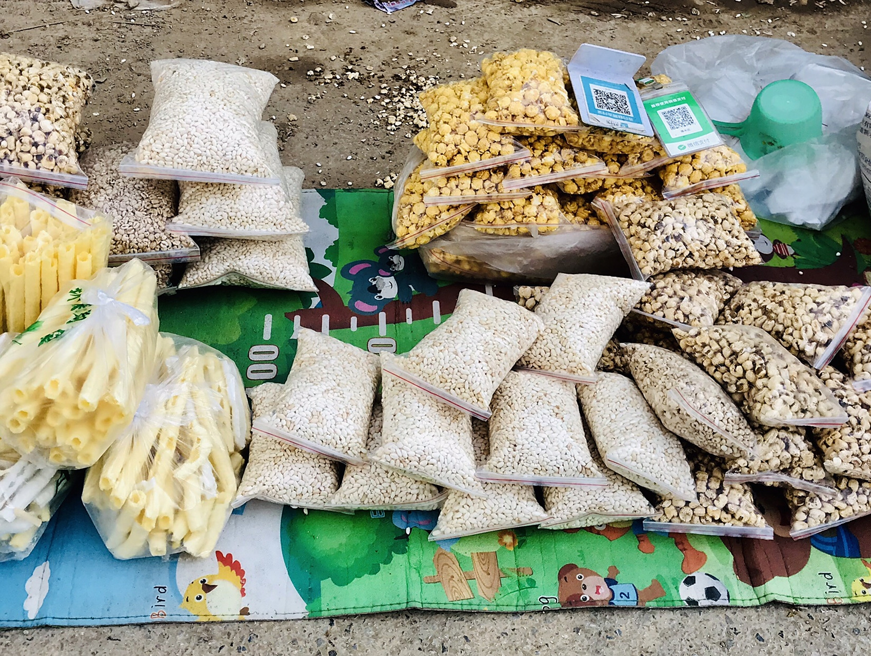 久违的爆米花,儿时的记忆  走在长沙归心路上,看到