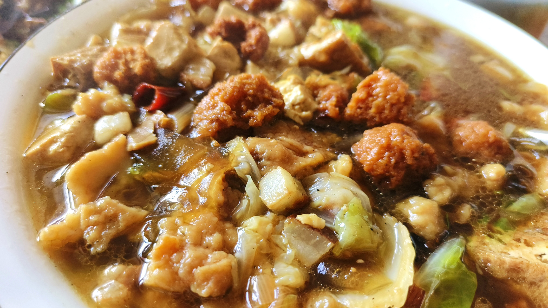 河南濮阳范县濮城的特色美食:杂拌和肉沫辣椒,配上馒头你能吃几碗?