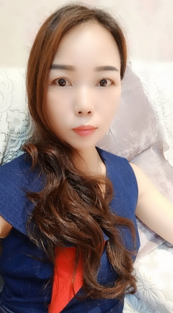 本人征婚,离异,个体户,家乡广东,今年40岁身高162, 希望能够找到一个