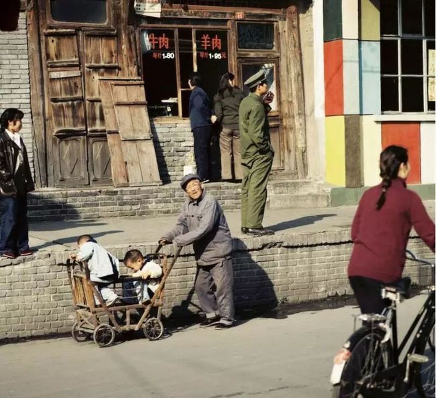 70年代婴儿车图片图片