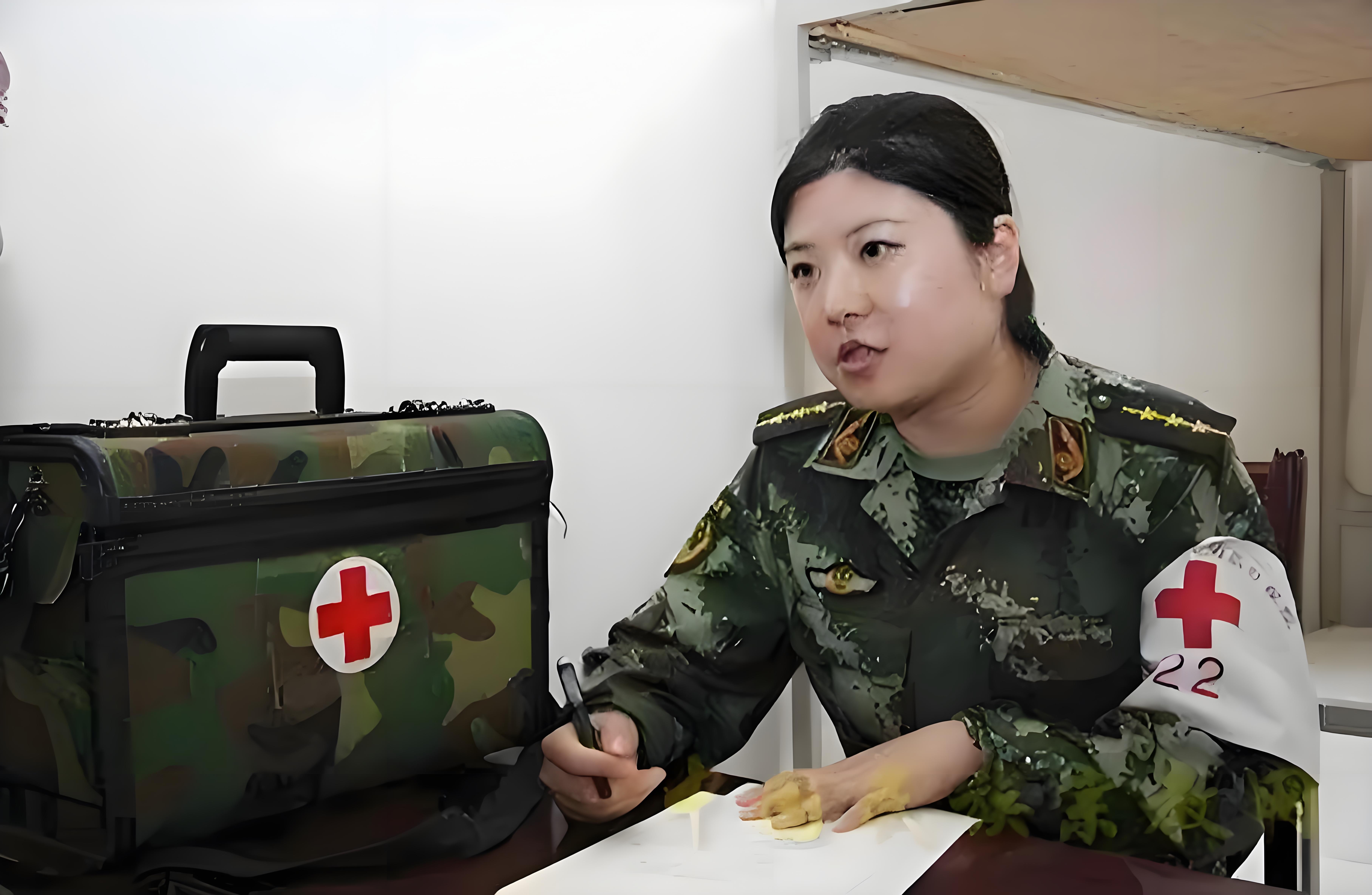 热点议事庭#我从军医大学毕业不久,接诊的一个团里转诊过来小战士,让