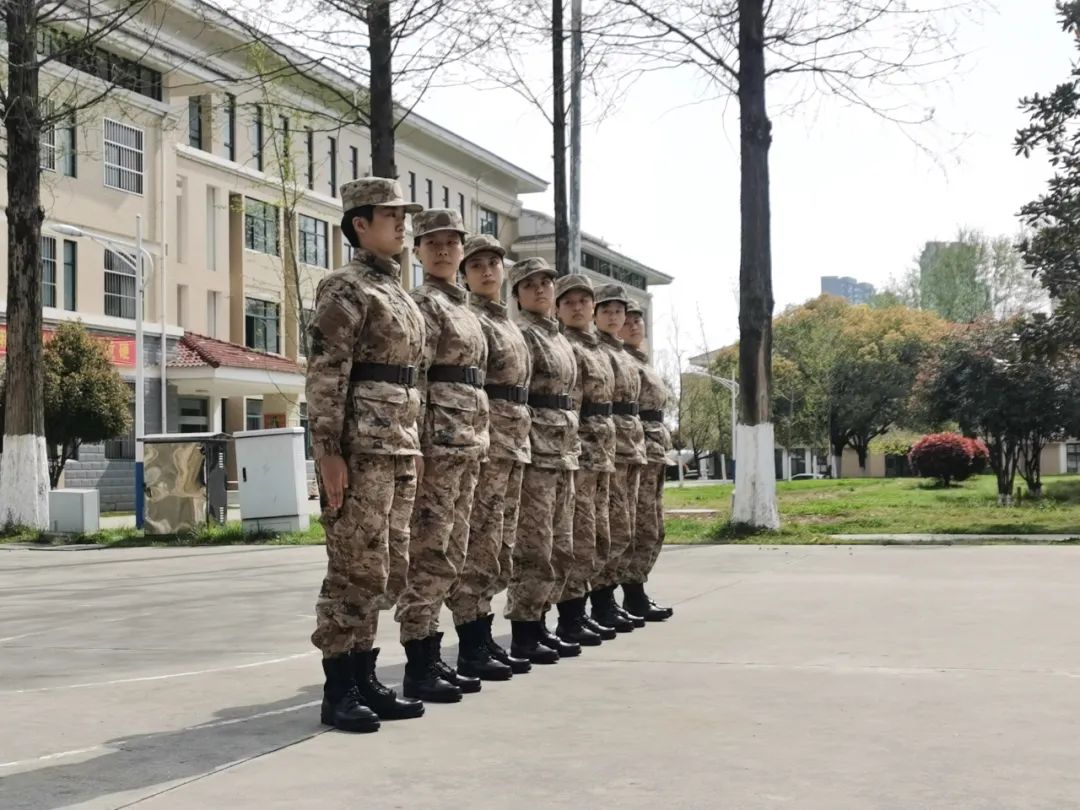 四川绵阳军区部队图片