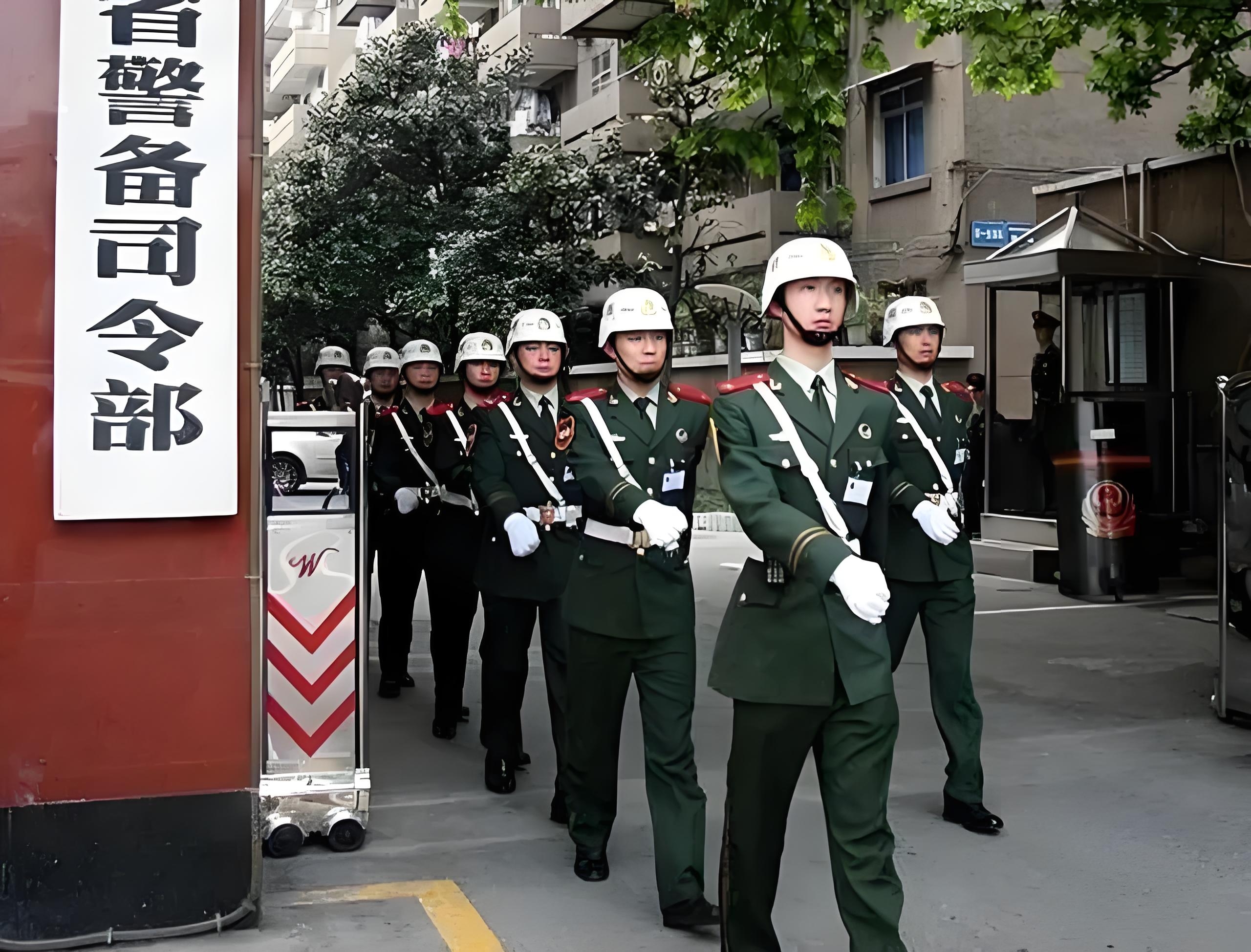 百家快评#当兵外出,最害怕遇到警备区的纠察队了!