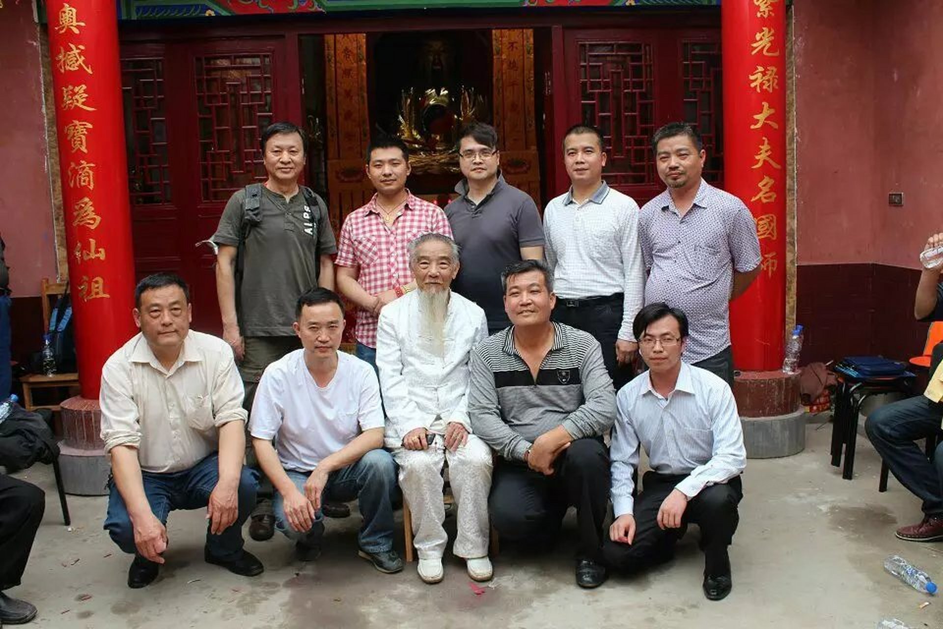 易申甫杨公风水入室弟子合影留念