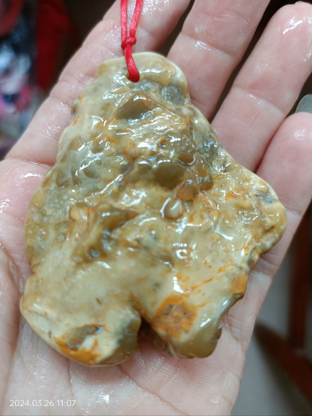 有头有脚有手的腊玉原石