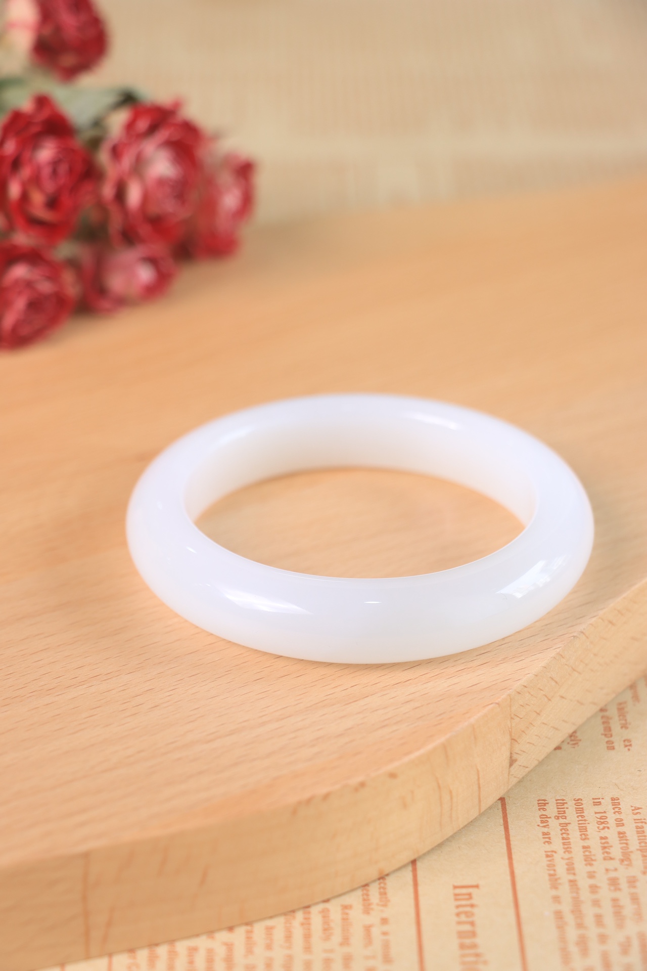 和田玉羊脂级白玉手镯59口径,老坑山料,白度脂白