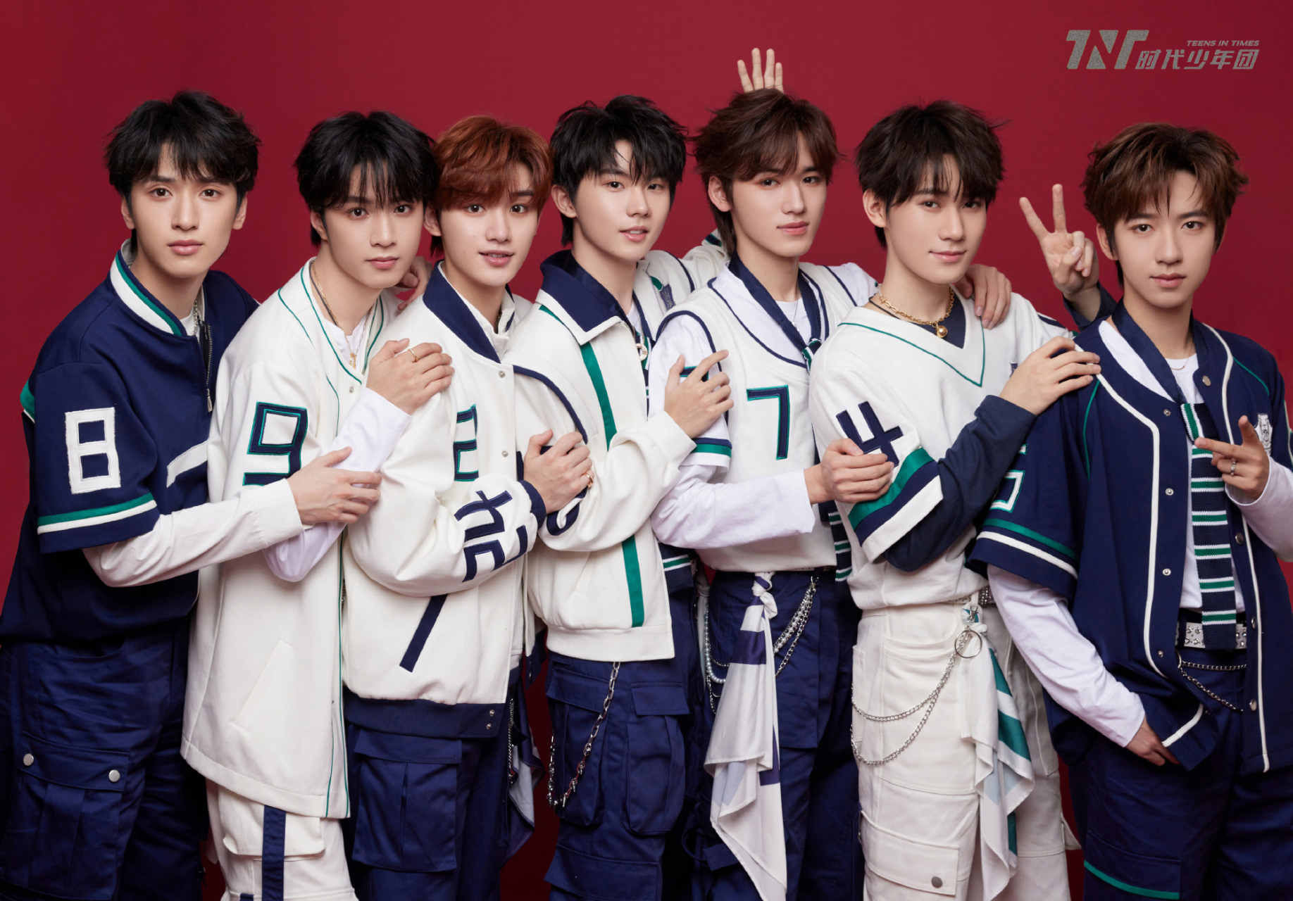 今年ta的作品令人印象深刻,我要推荐的是:时代少年团,我