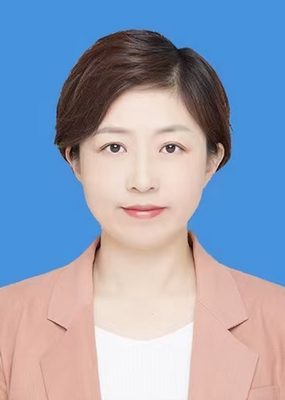 姓名:李梅(鑫宝宝家政) 年龄:41岁(1980年) 武汉育婴师(鑫宝宝家政)