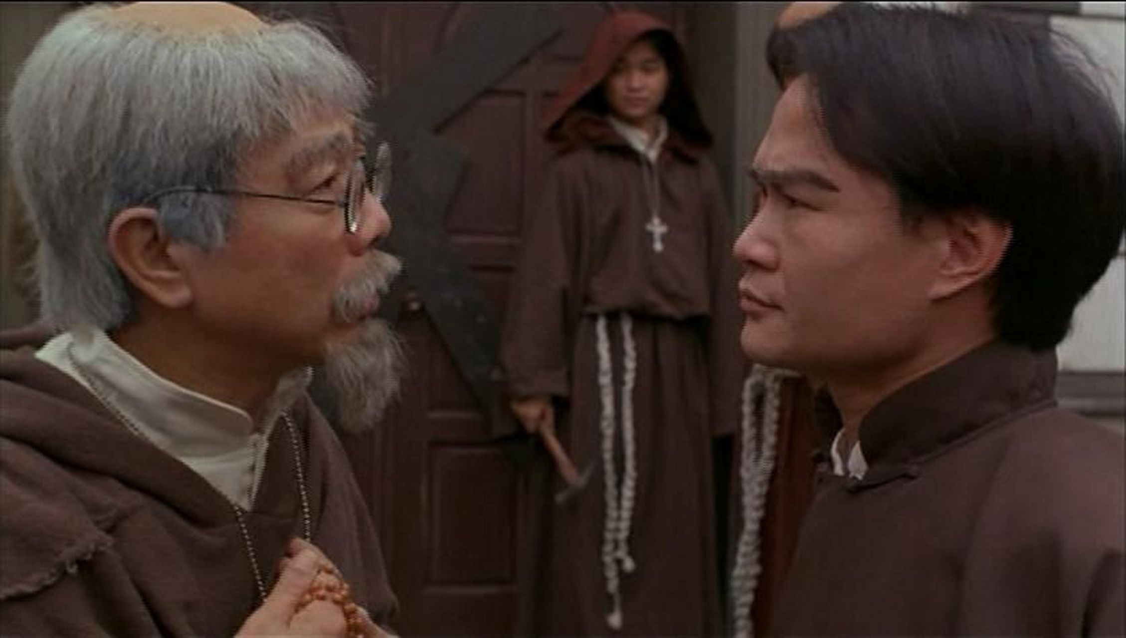 《驱魔道长》是由午马执导,林正英,午马等主演的一部喜剧僵尸电影
