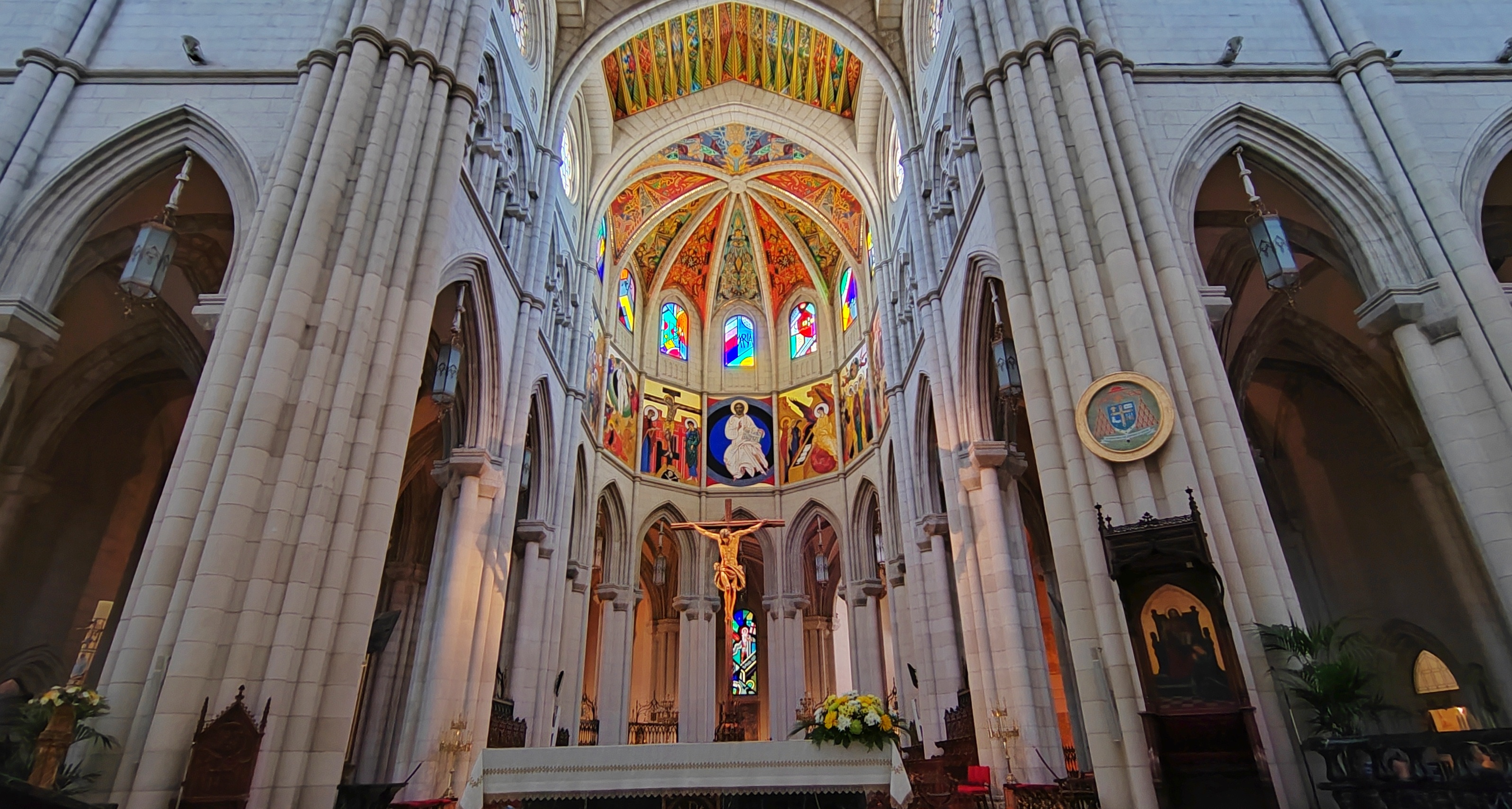 阿穆德纳圣母主教座堂(catedral de la almudena).