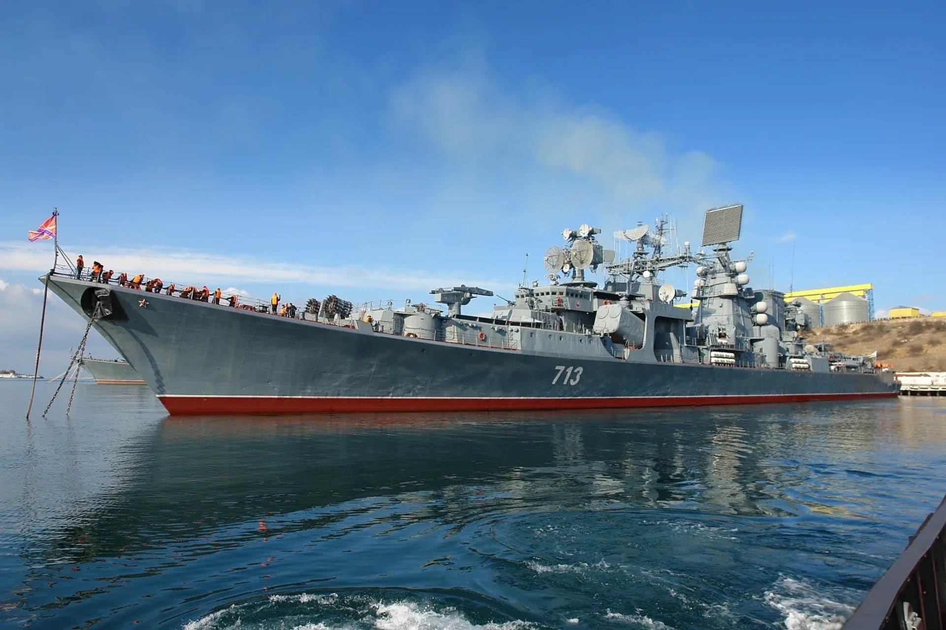 曾经黑海舰队的台柱子,暴力反潜典范,俄罗斯刻赤号巡洋舰.