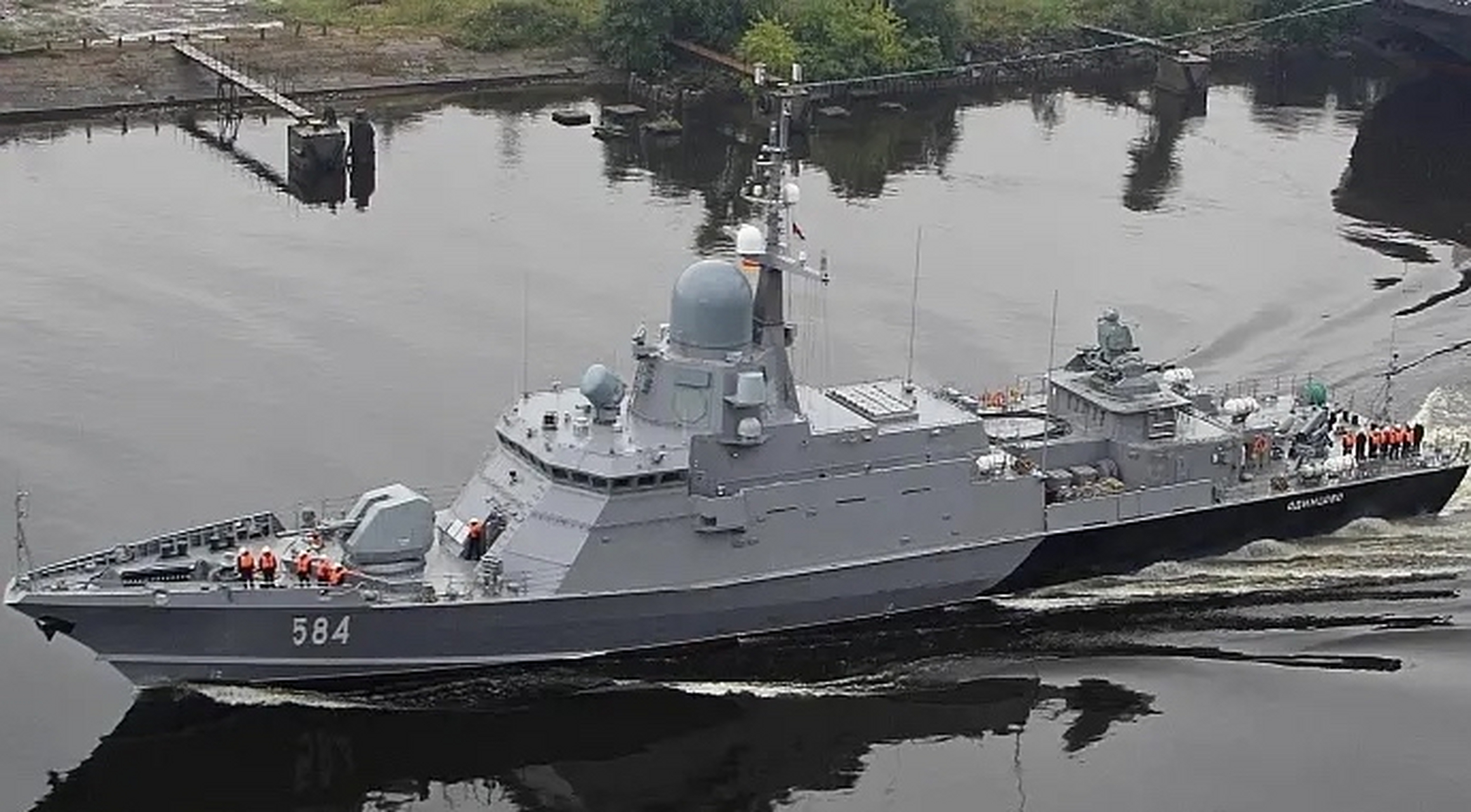 俄罗斯国防部在2023年计划接收,三艘新造的22800型轻型护卫舰:22800型