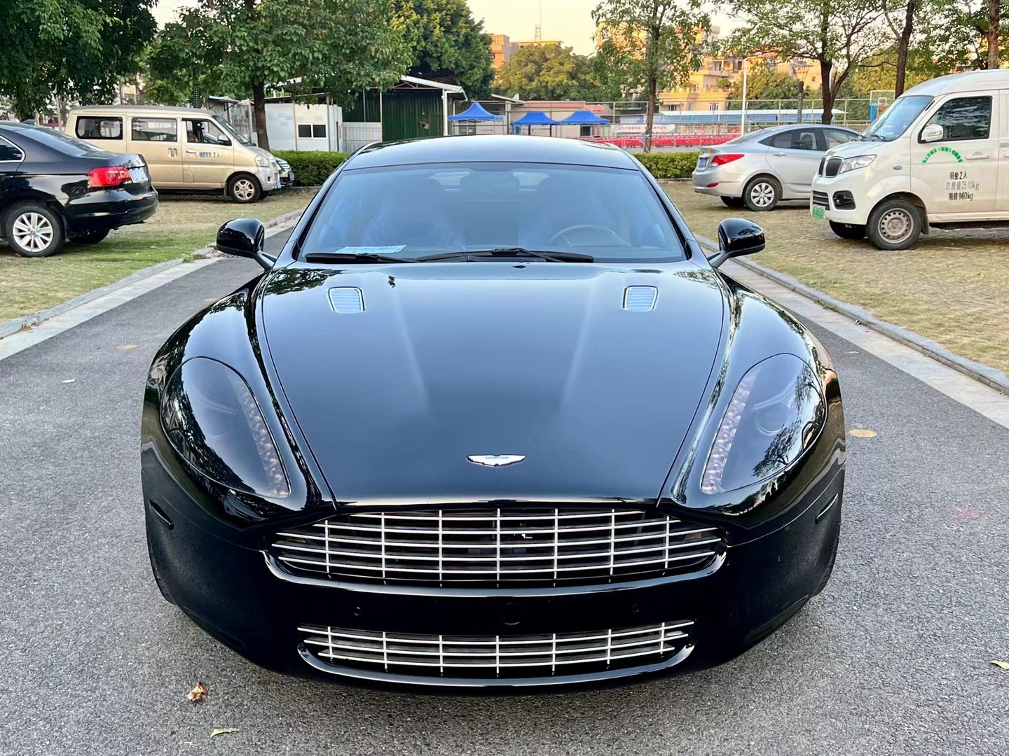 黄江进口豪车广东东莞黄江二手车交易市场黄江免税豪车东莞二手车市场