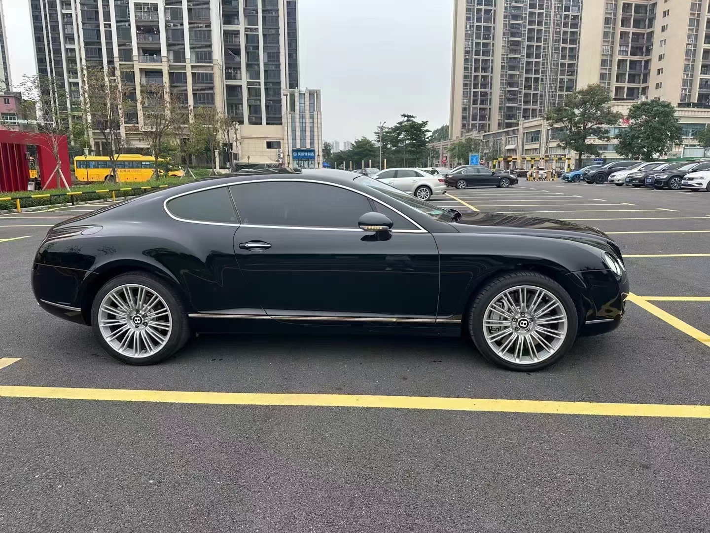 黄江二手车黄江进口车黄江迪鑫进口豪车 【10多万】12年宾利gt 极速版