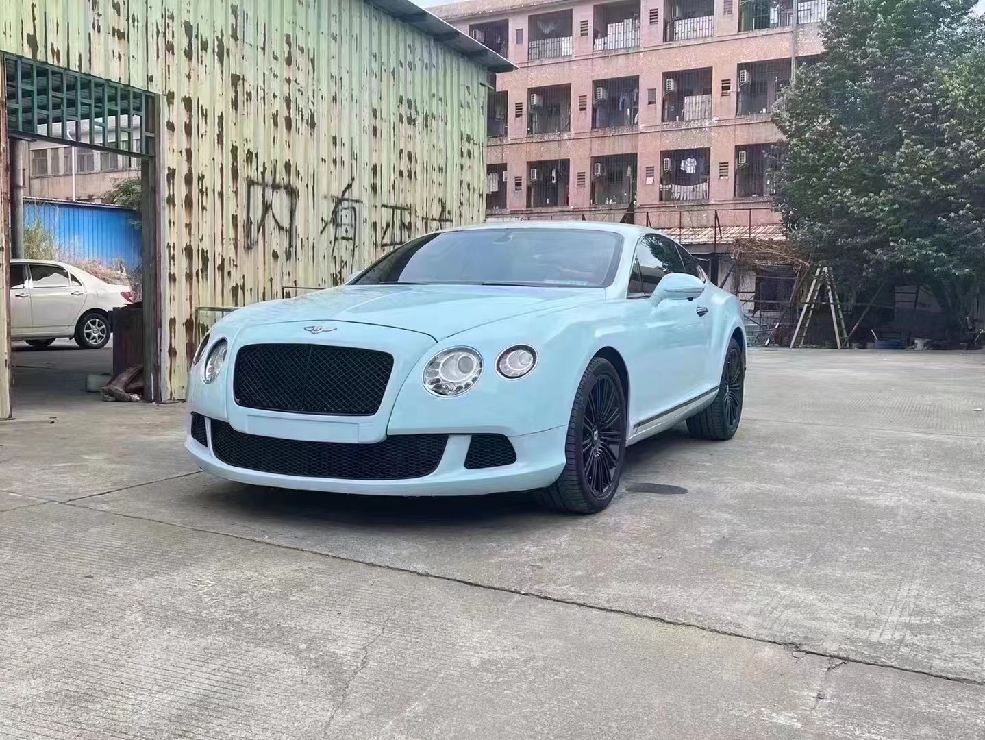 黄江进口豪车广东东莞黄江二手车交易市场黄江免税豪车东莞二手车市场