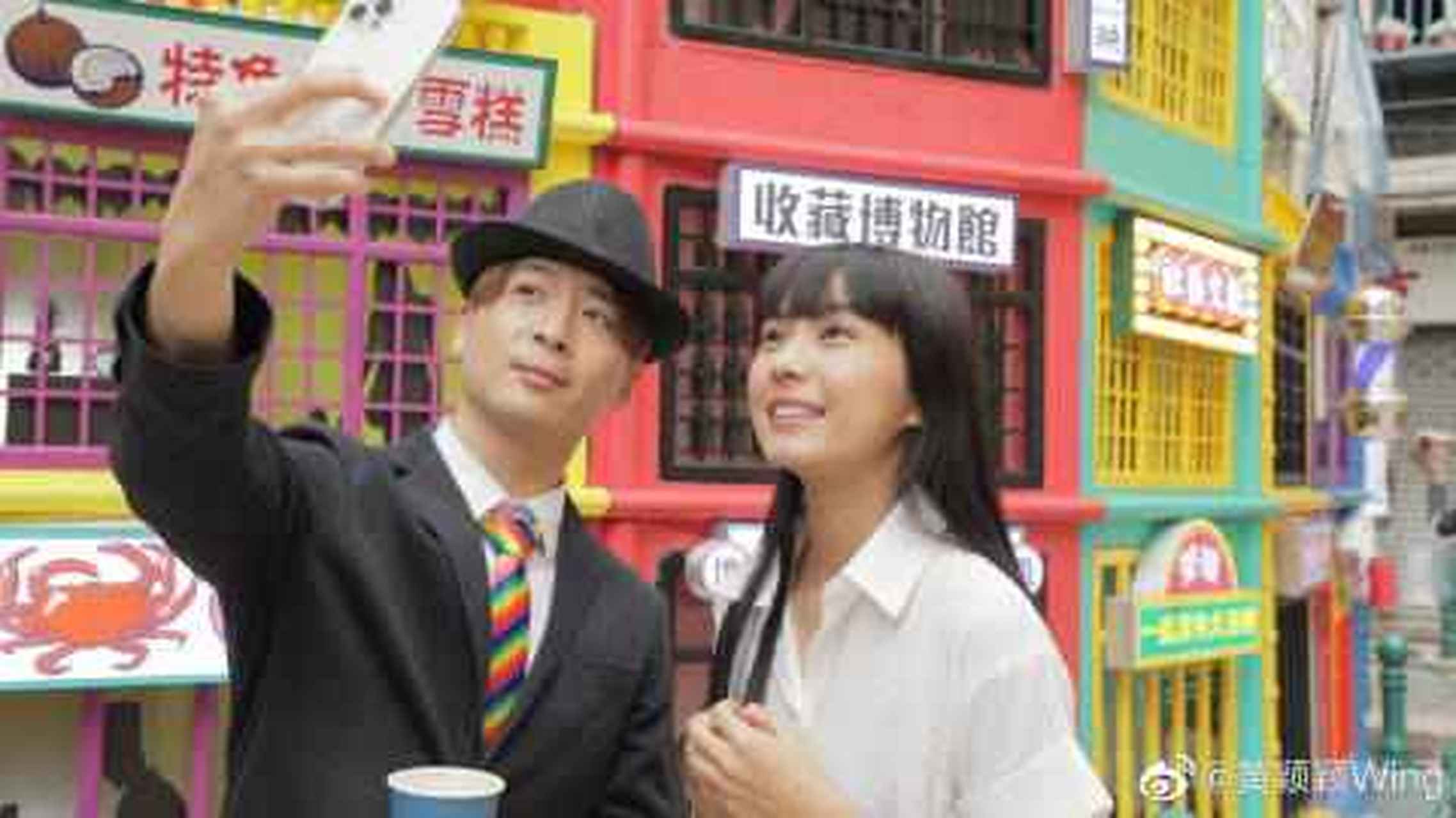黄颖芝雨水轻轻的,黄颖芝柔柔的洒在大地上,冲洗掉人间地面上一切脏乱