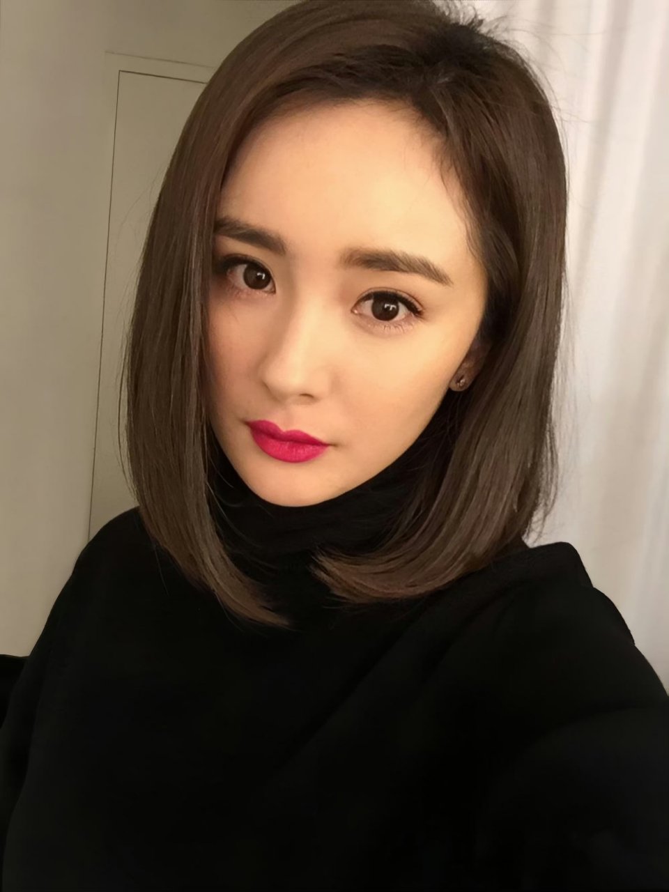 杨幂以前的自拍05,好有福气的一张脸!