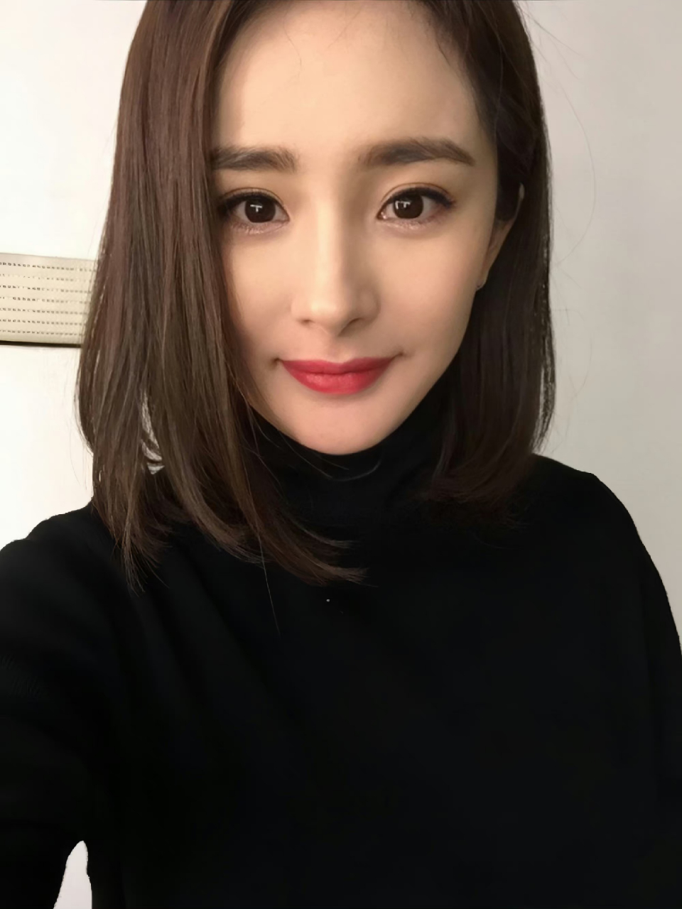 杨幂以前的自拍05,好有福气的一张脸!