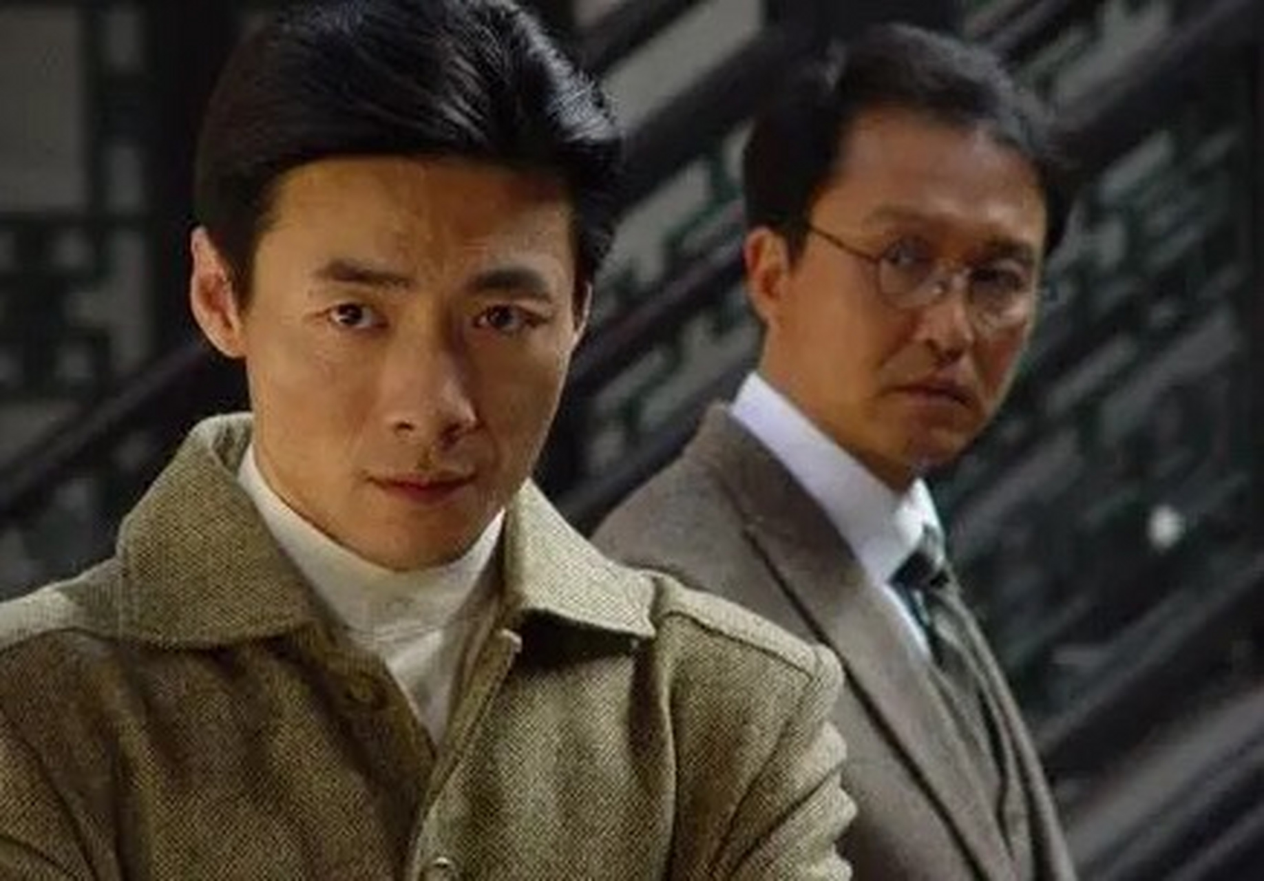 娱乐圈资讯 2008年,导演姜伟筹拍电视剧《潜伏》时,关于"余则成"一