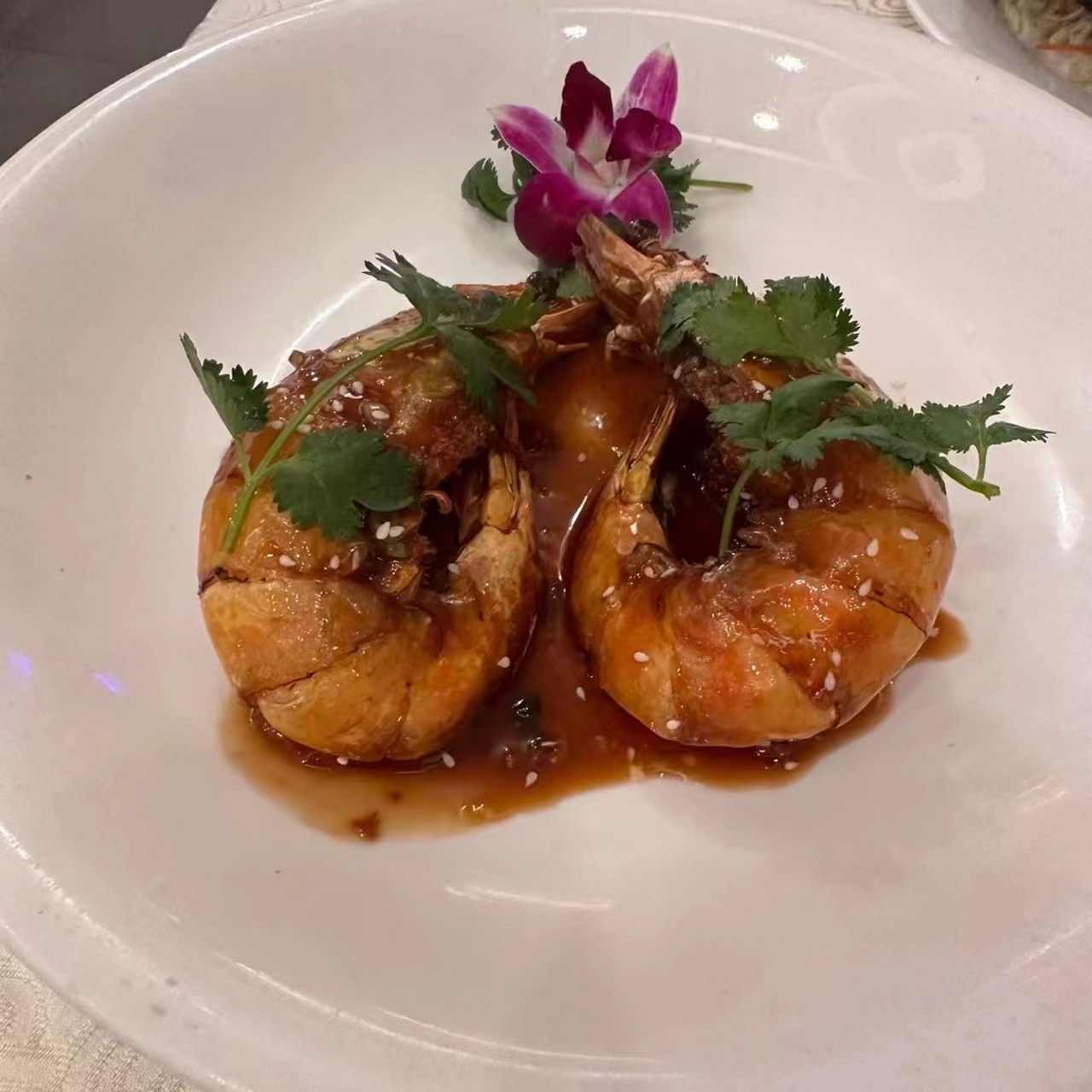 虾成本10元,摆盘50元,会员价58元.#过度包装