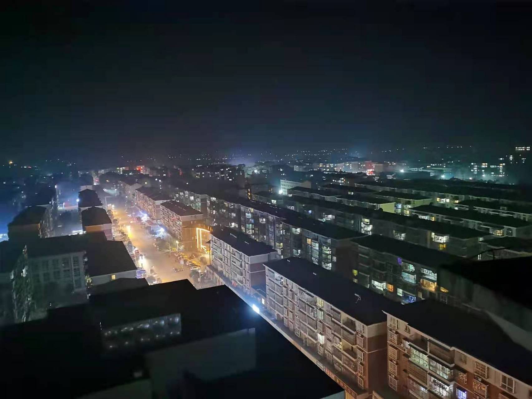 魅力肖港,肖港镇是孝感市孝南区的一个乡镇,以人文厚重为轴,以小香葱