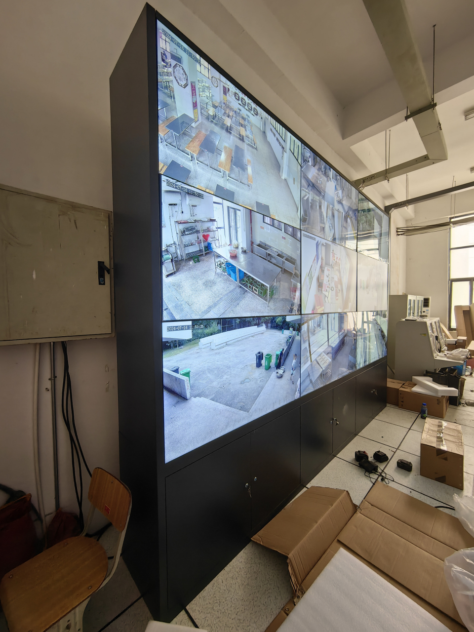 5mm拼接屏 3x3落地机柜安装监控电视墙大屏项目实拍 #监控电视墙#液晶