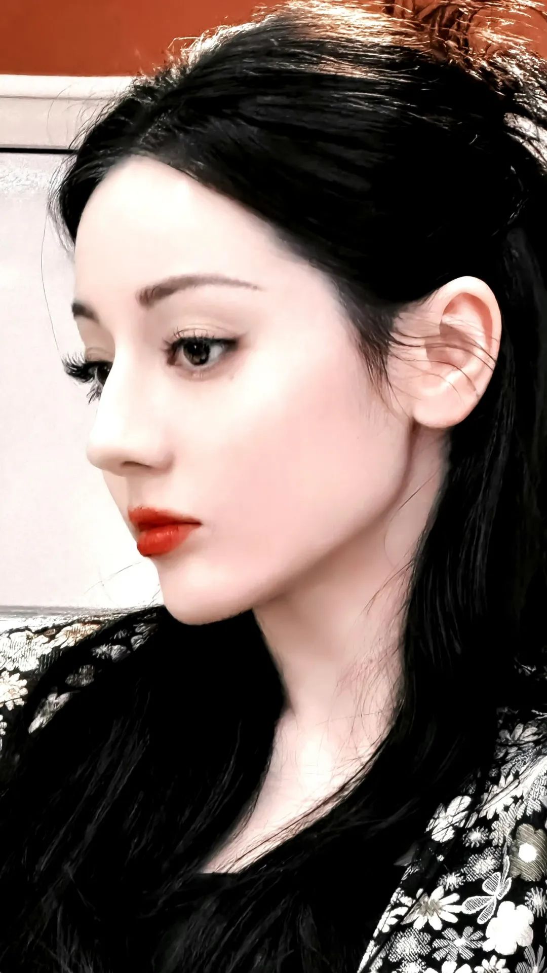 今天我要来给大家分享一下我心目中的女神——迪丽热巴!