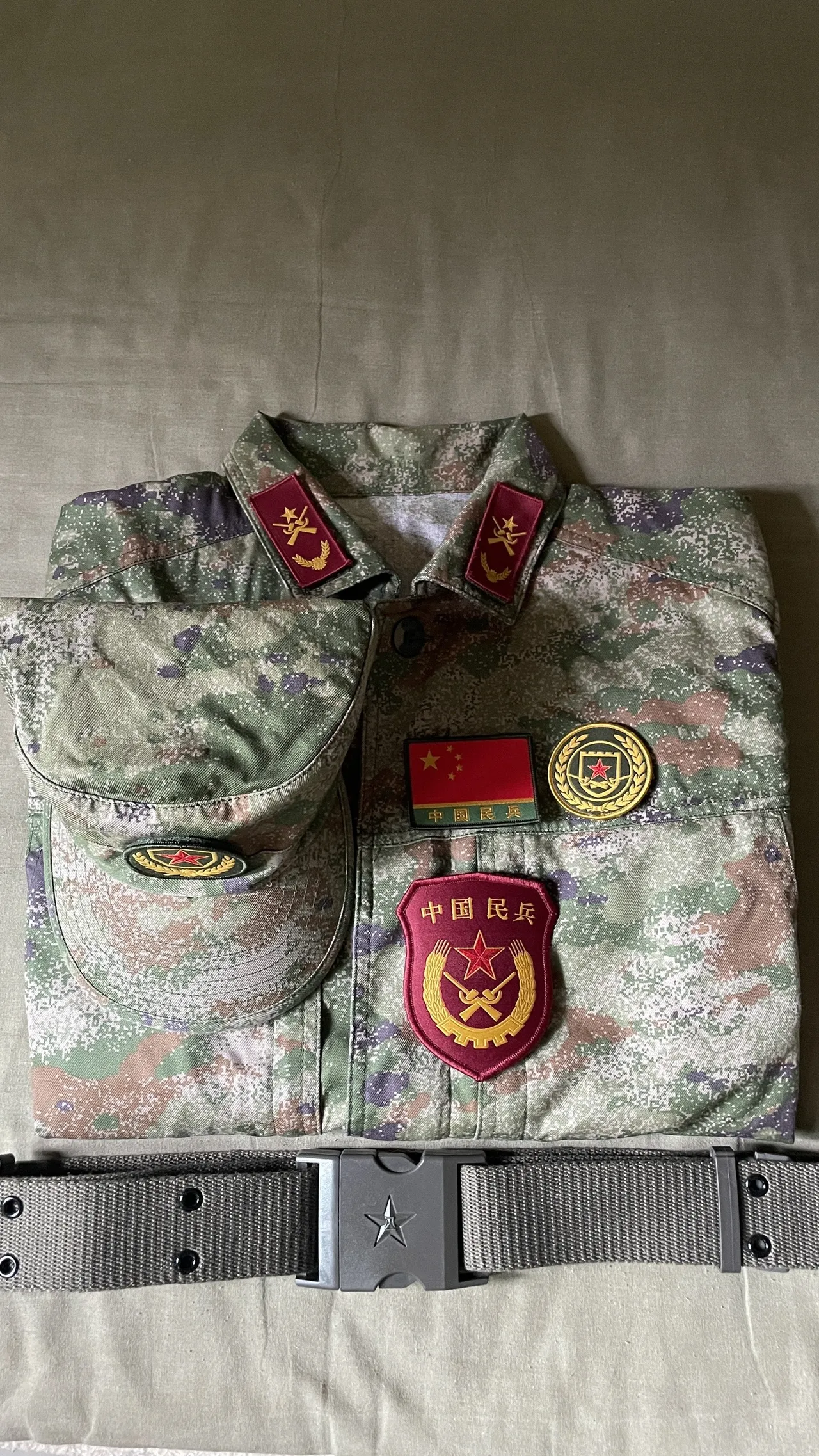 义务兵作训服图片