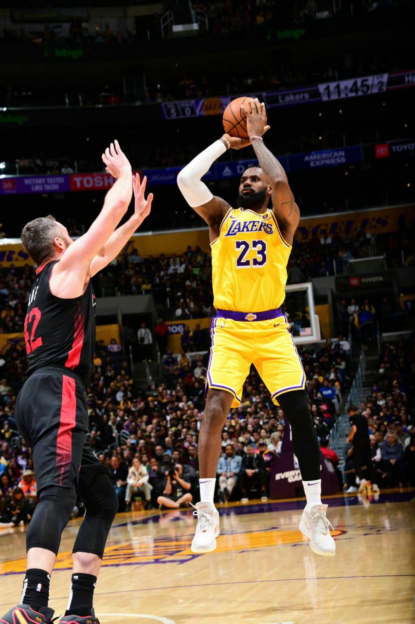 历史最佳 防守球员 詹姆斯相关图片5