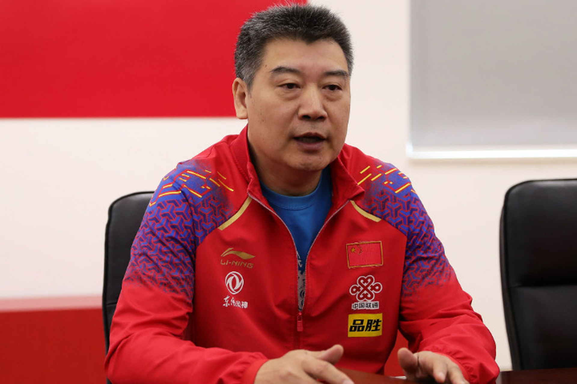 国乒总教练李隼解读新规,说是更科学更公平,然而让人感觉心中的疑惑
