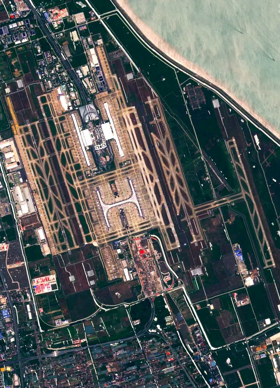 上海浦东国际机场最近卫星图(5) 2023年5月份拍摄的卫星影像图片,上海