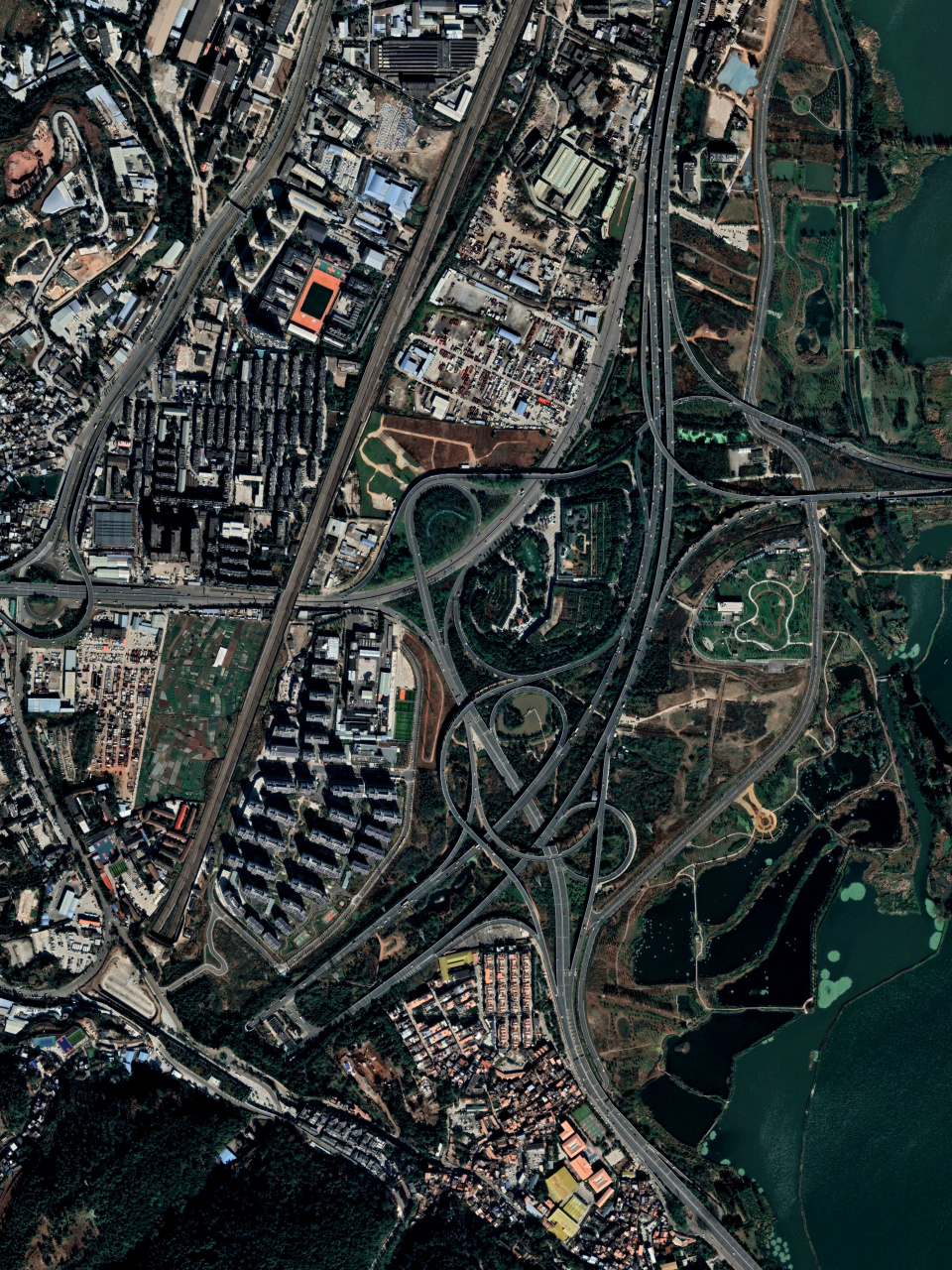 云南省昆明市最近清晰卫星图(7.